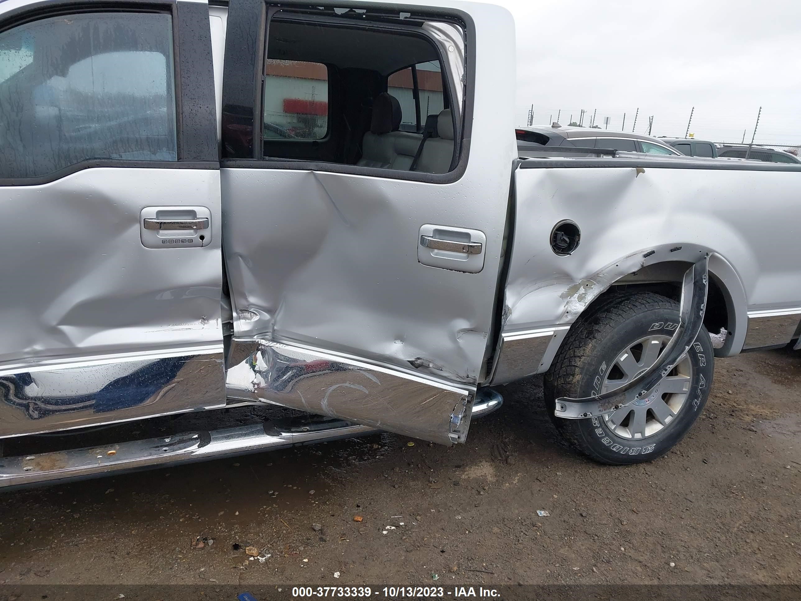 Photo 5 VIN: 5LTPW16586FJ08150 - LINCOLN MARK LT 