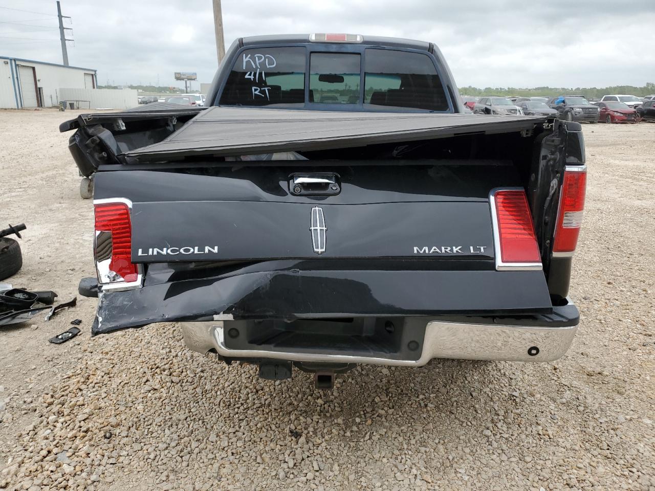 Photo 5 VIN: 5LTPW16588FJ02299 - LINCOLN MARK LT 