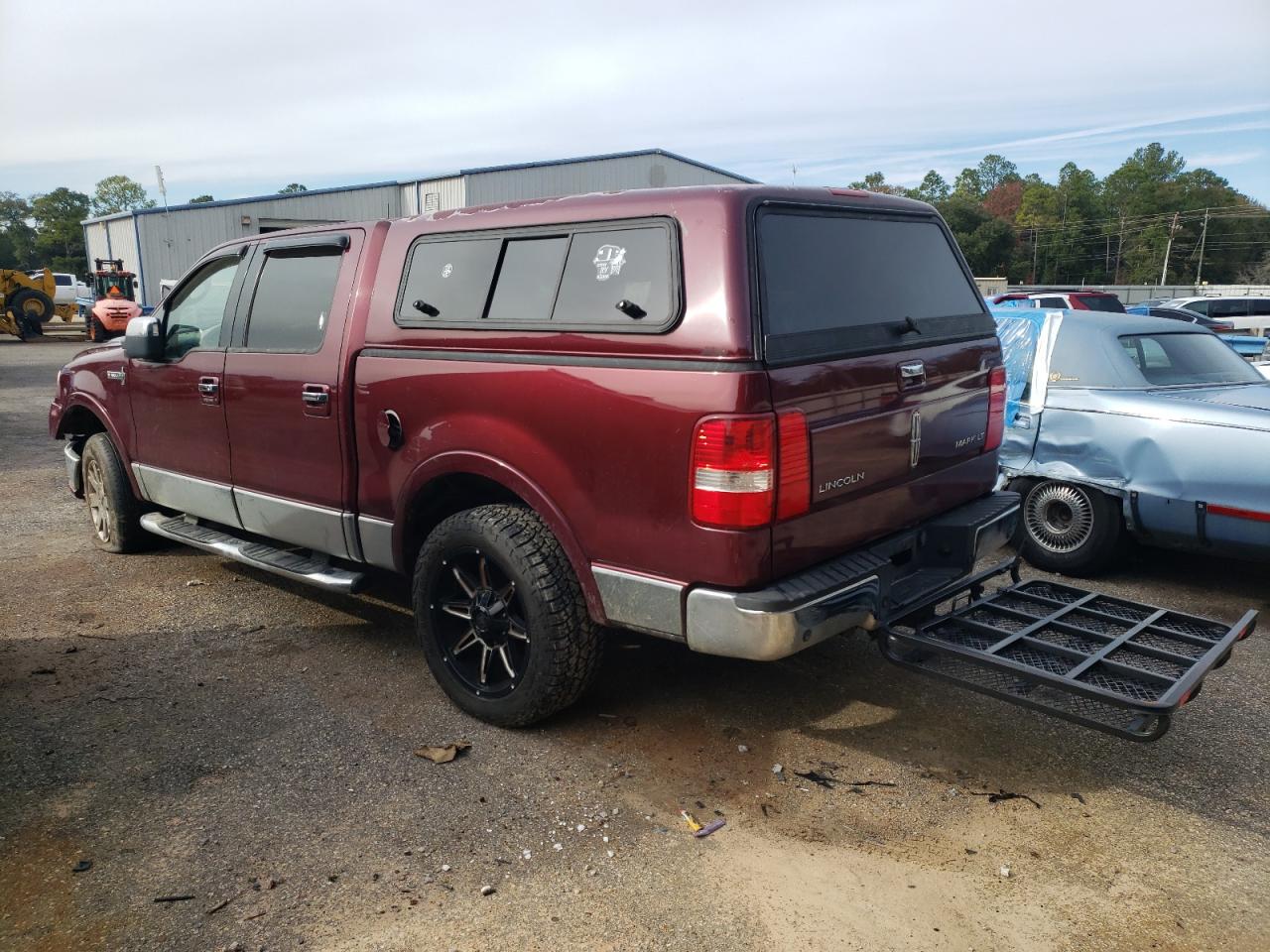 Photo 1 VIN: 5LTPW18506FJ13534 - LINCOLN MARK LT 