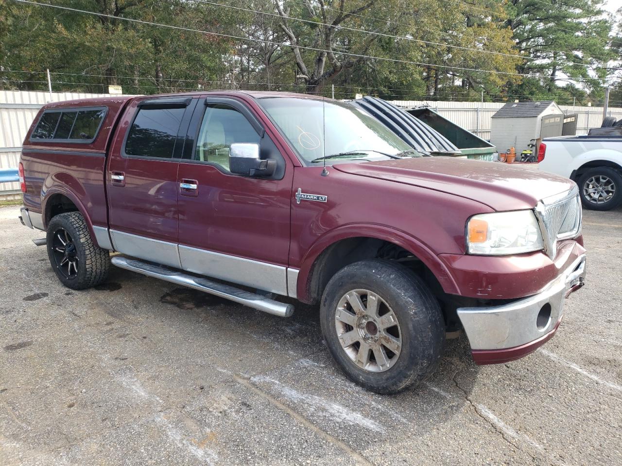 Photo 3 VIN: 5LTPW18506FJ13534 - LINCOLN MARK LT 