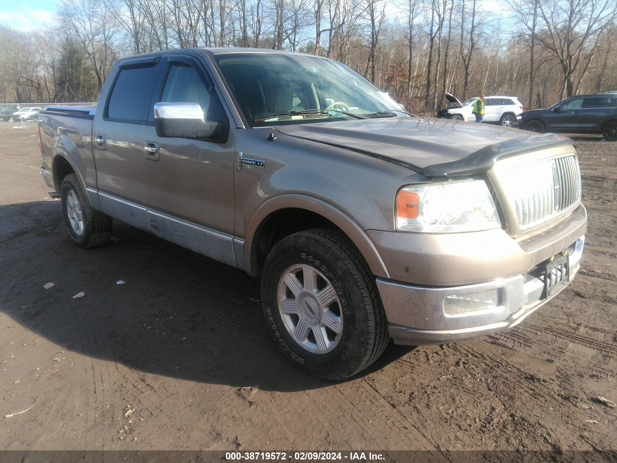 Photo 0 VIN: 5LTPW18516FJ07614 - LINCOLN MARK LT 