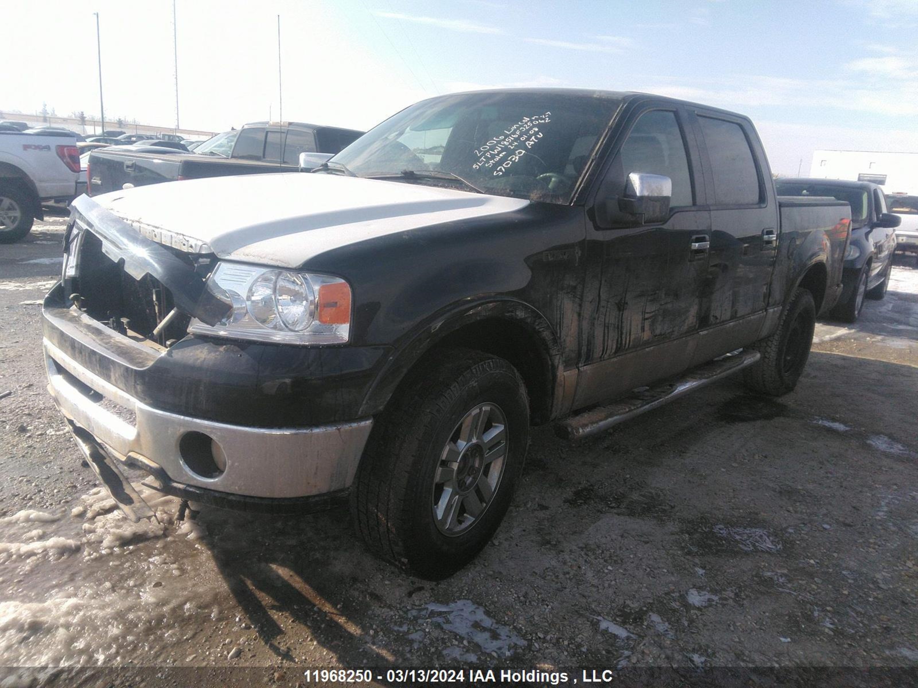 Photo 1 VIN: 5LTPW18516FJ25062 - LINCOLN MARK LT 