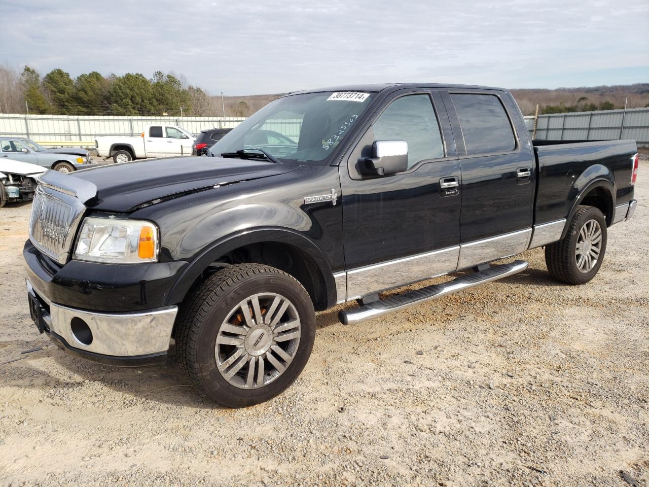 Photo 0 VIN: 5LTPW18527FJ06277 - LINCOLN MARK LT 