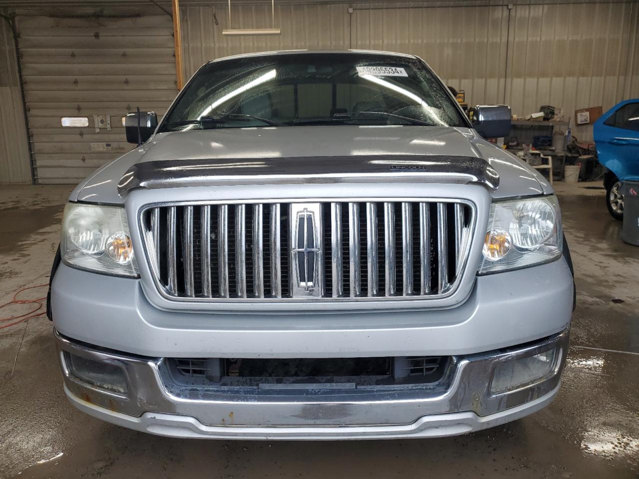 Photo 4 VIN: 5LTPW18546FJ04237 - LINCOLN MARK LT 