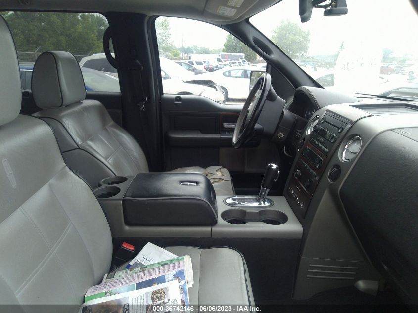 Photo 4 VIN: 5LTPW18546FJ07025 - LINCOLN MARK LT 