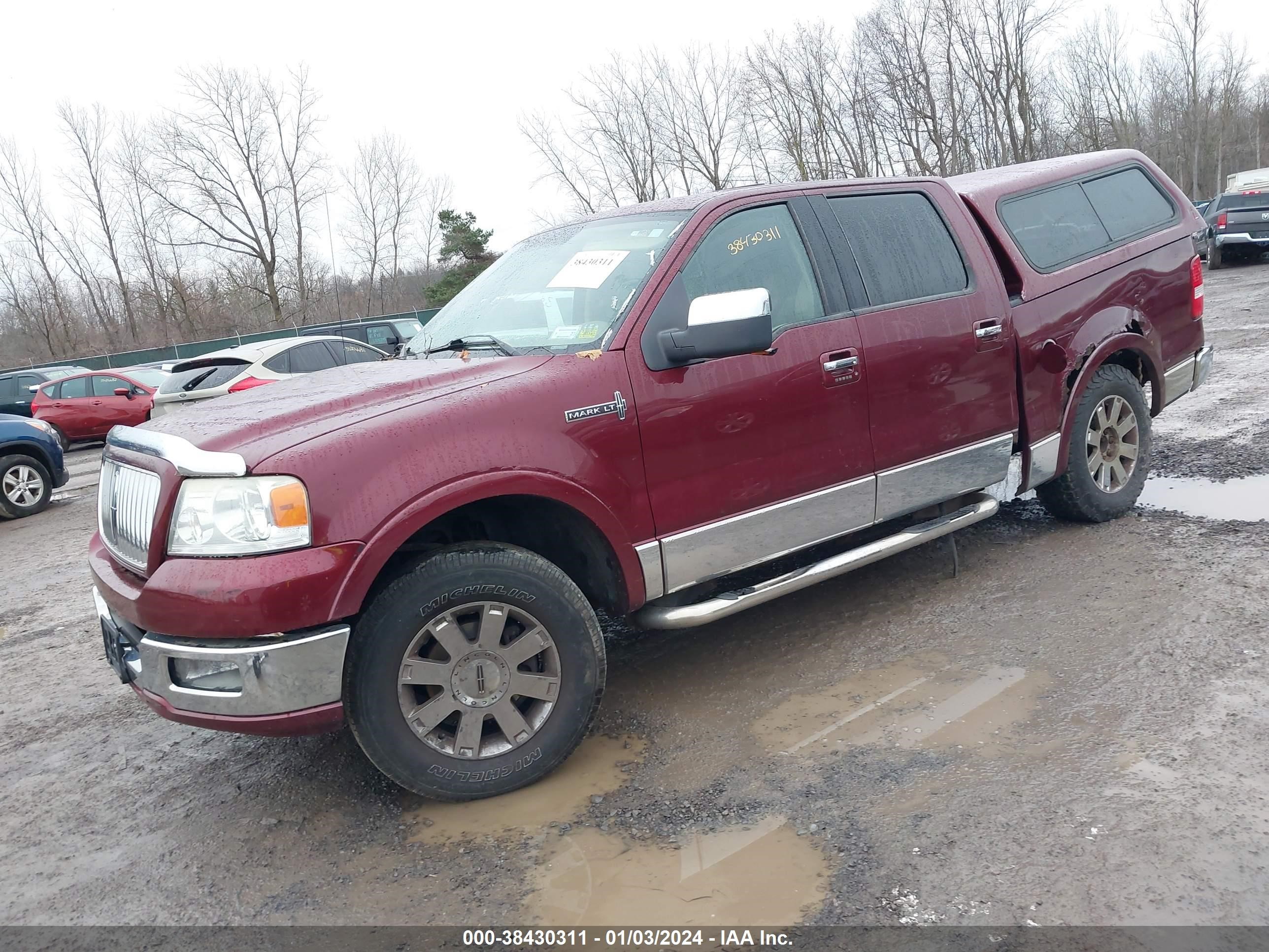 Photo 1 VIN: 5LTPW18556FJ03307 - LINCOLN MARK LT 