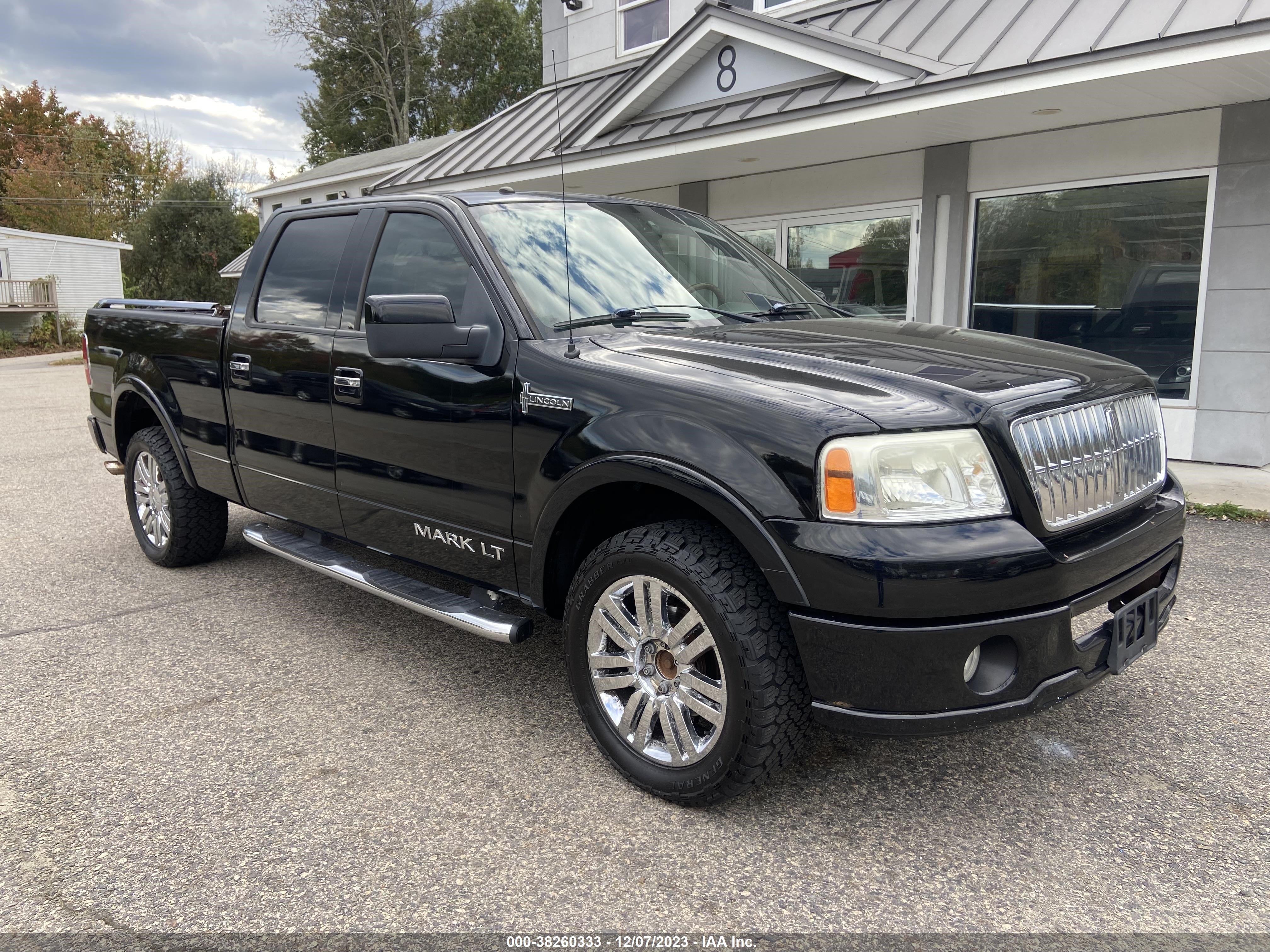 Photo 0 VIN: 5LTPW18577FJ03083 - LINCOLN MARK LT 