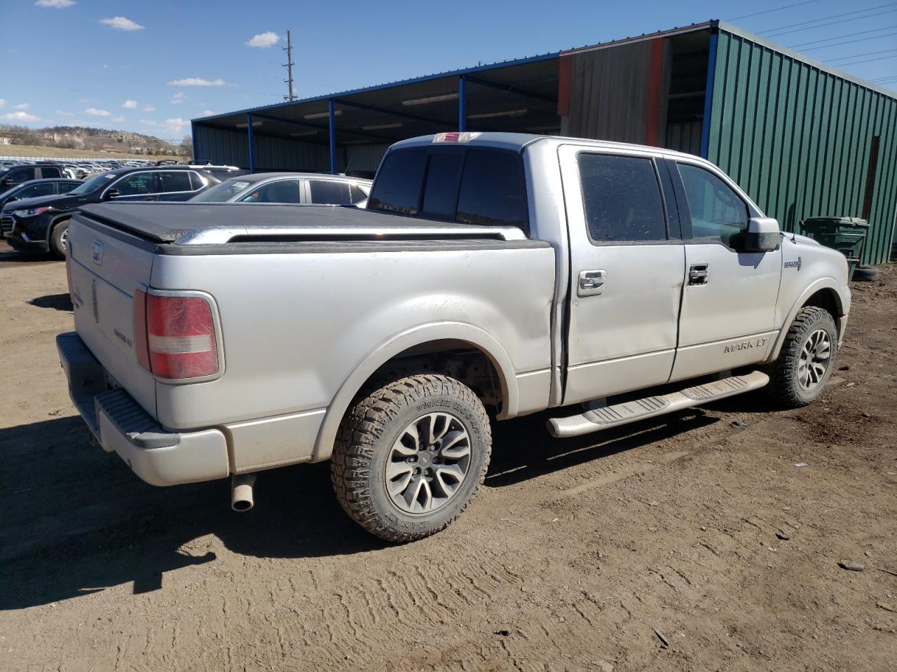 Photo 2 VIN: 5LTPW18597FJ11623 - LINCOLN MARK LT 