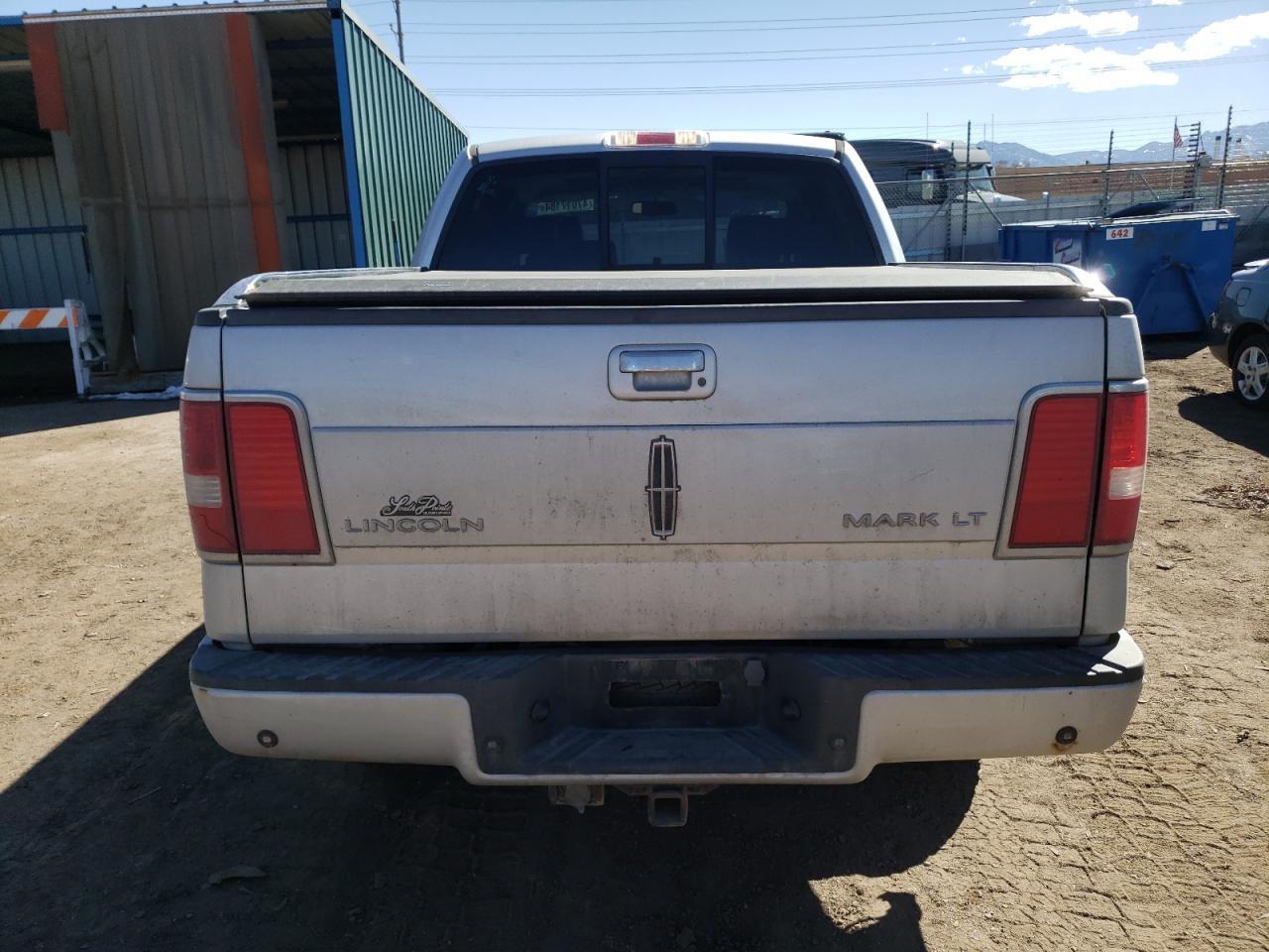 Photo 5 VIN: 5LTPW18597FJ11623 - LINCOLN MARK LT 