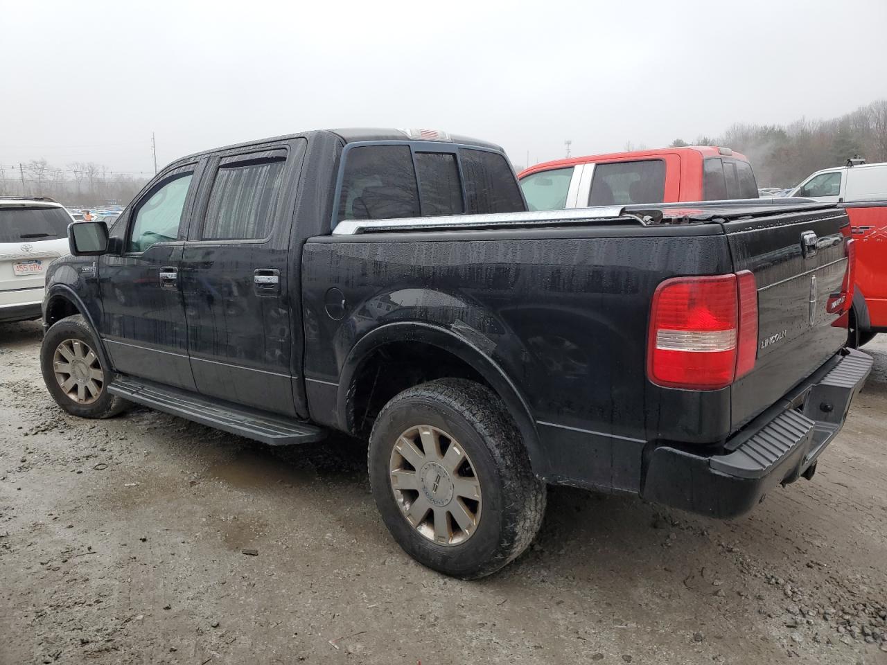 Photo 1 VIN: 5LTPW185X6FJ17526 - LINCOLN MARK LT 