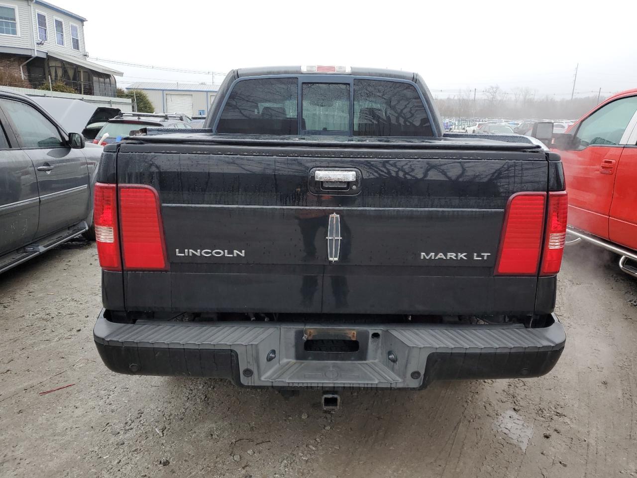 Photo 5 VIN: 5LTPW185X6FJ17526 - LINCOLN MARK LT 