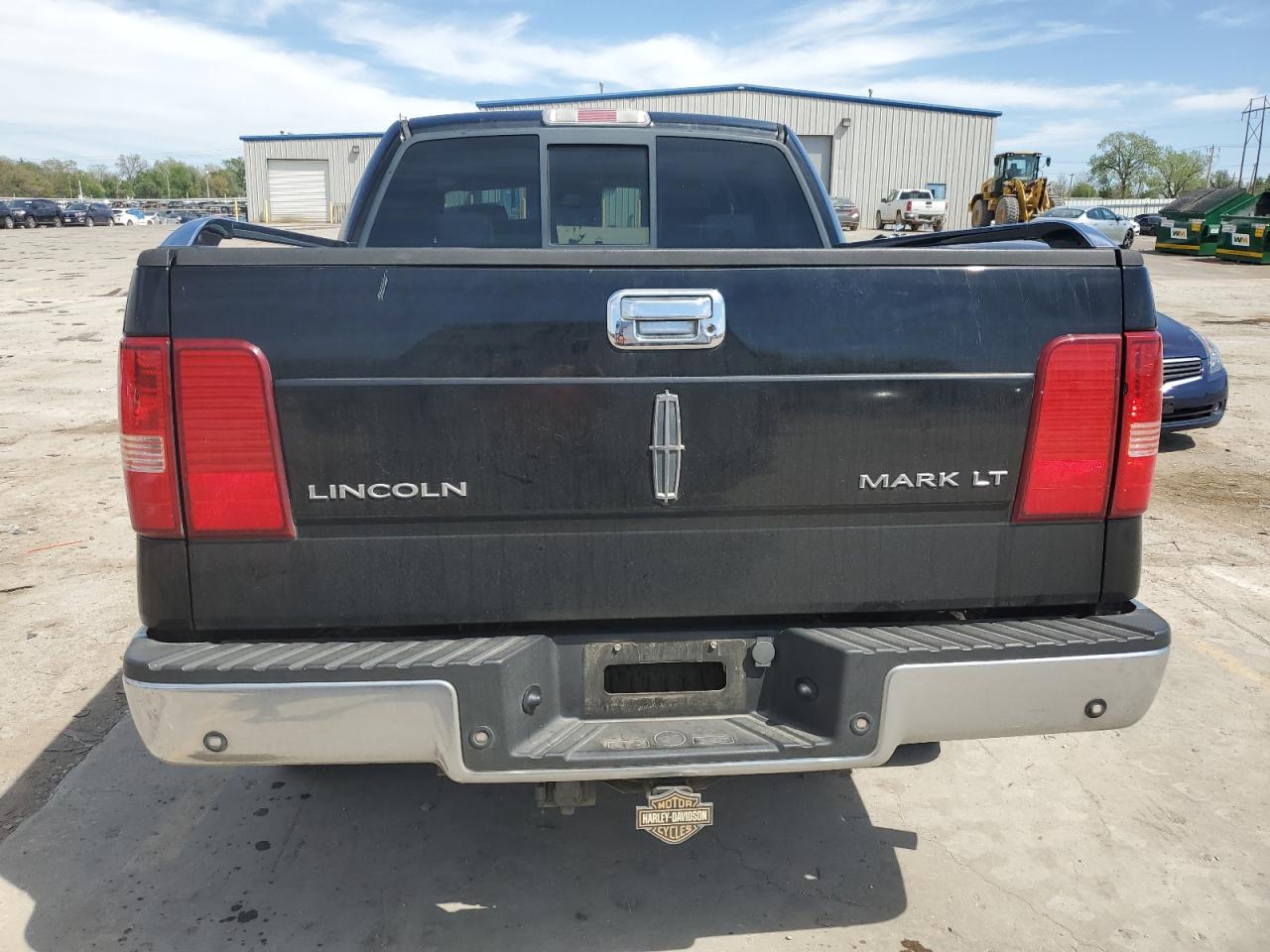 Photo 5 VIN: 5LTPW185X6FJ24296 - LINCOLN MARK LT 