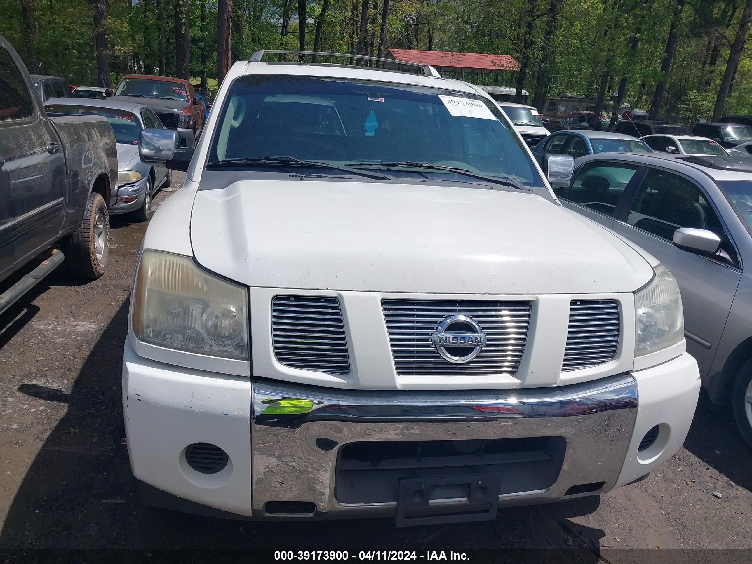 Photo 5 VIN: 5N1AA08A05N703599 - NISSAN ARMADA 