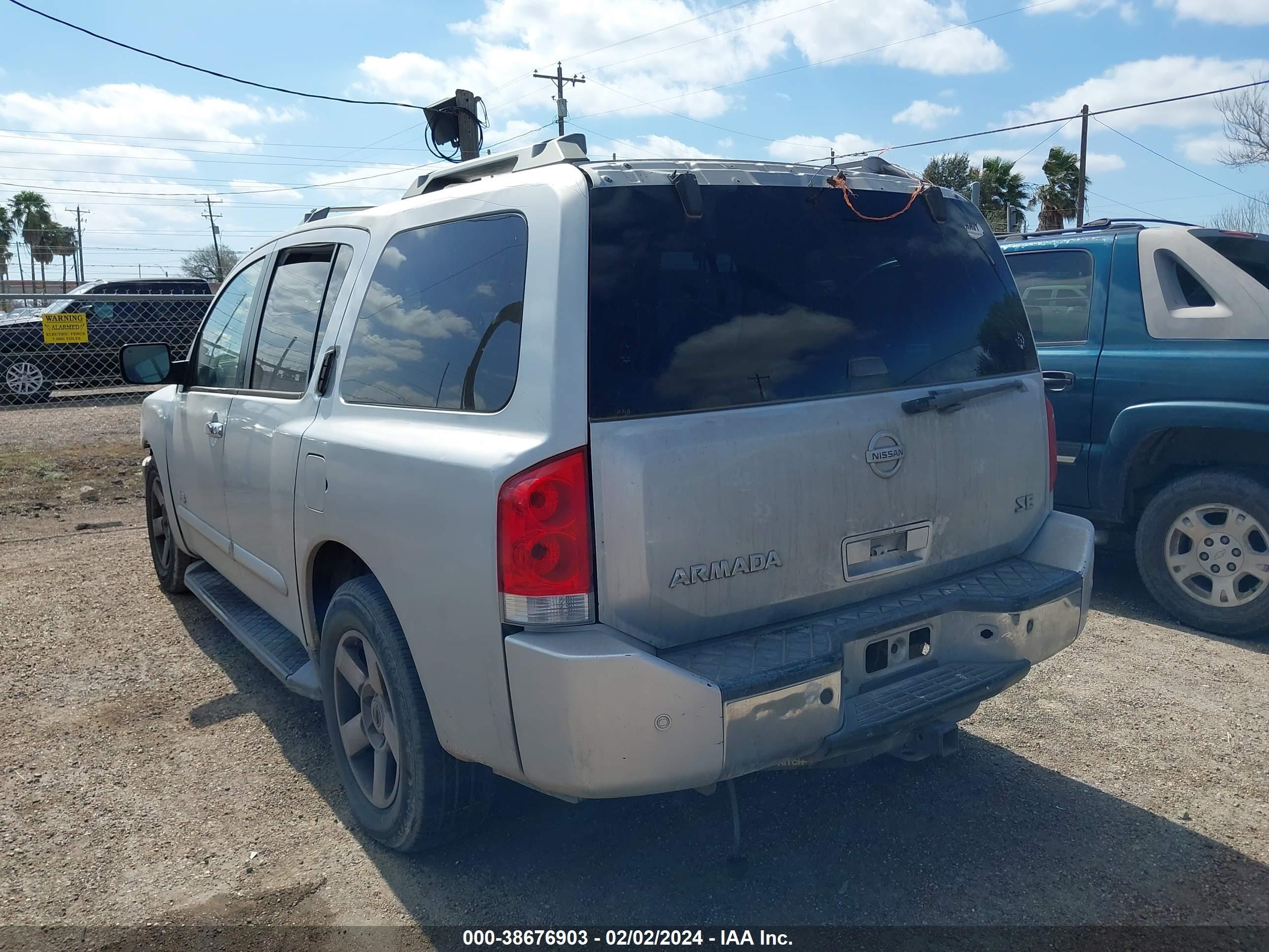 Photo 2 VIN: 5N1AA08A45N729798 - NISSAN ARMADA 