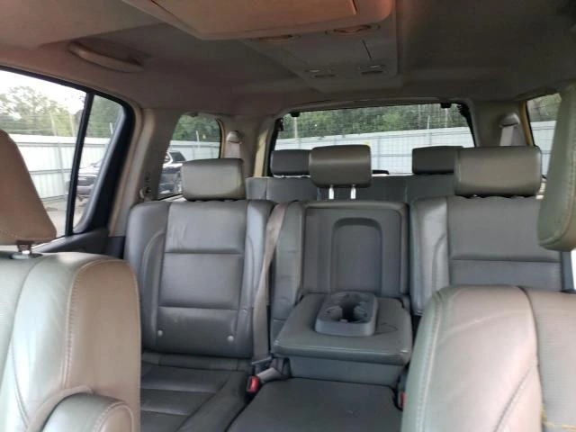 Photo 9 VIN: 5N1AA08A95N705139 - NISSAN ARMADA SE 