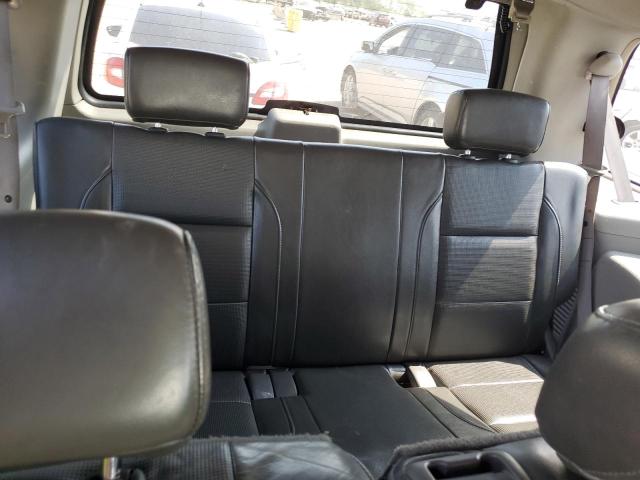 Photo 9 VIN: 5N1AA08B74N717586 - NISSAN ARMADA SE 