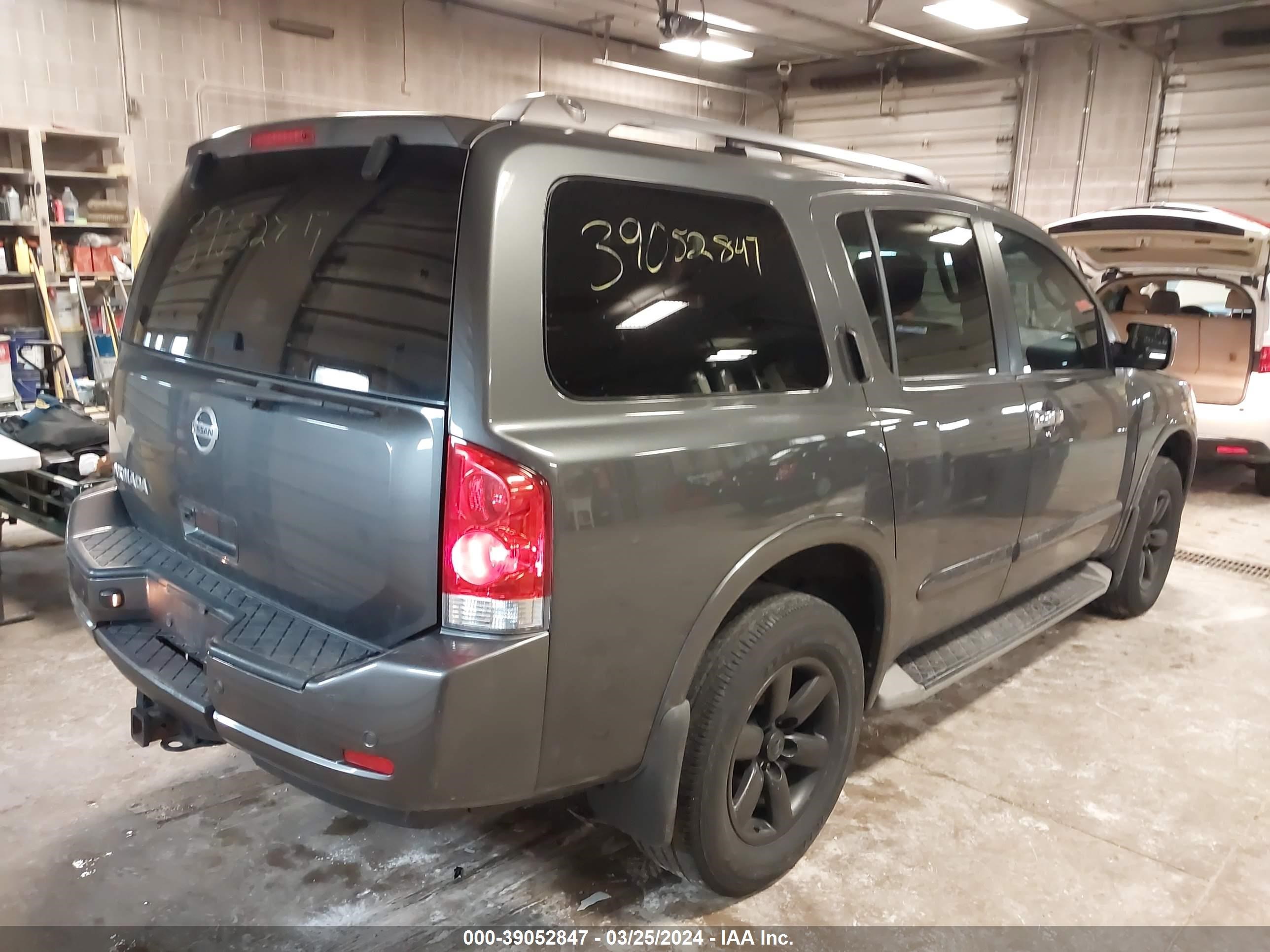 Photo 3 VIN: 5N1AA0NC1CN613445 - NISSAN ARMADA 