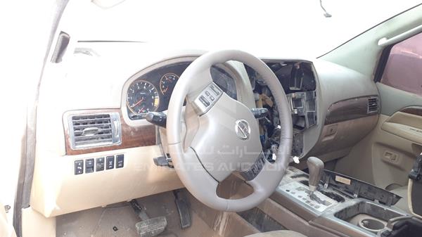 Photo 9 VIN: 5N1AA0NC1CN620010 - NISSAN ARMADA 