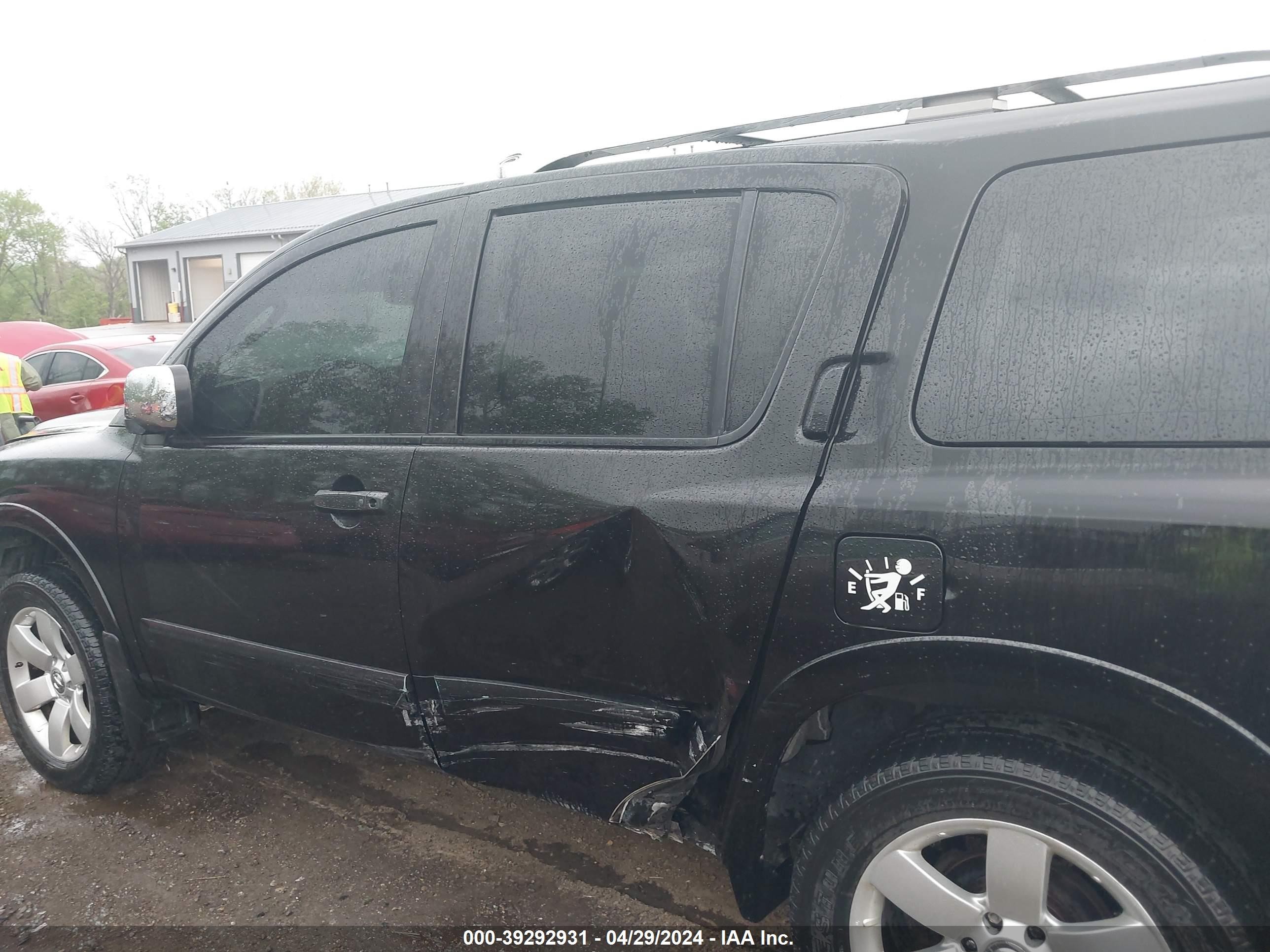 Photo 5 VIN: 5N1AA0NC2AN620580 - NISSAN ARMADA 