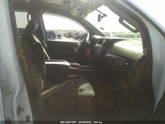 Photo 4 VIN: 5N1AA0NC6FN607404 - NISSAN ARMADA 