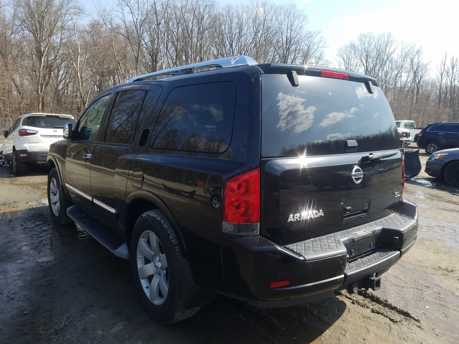 Photo 2 VIN: 5N1AA0NC7BN612864 - NISSAN ARMADA SV 