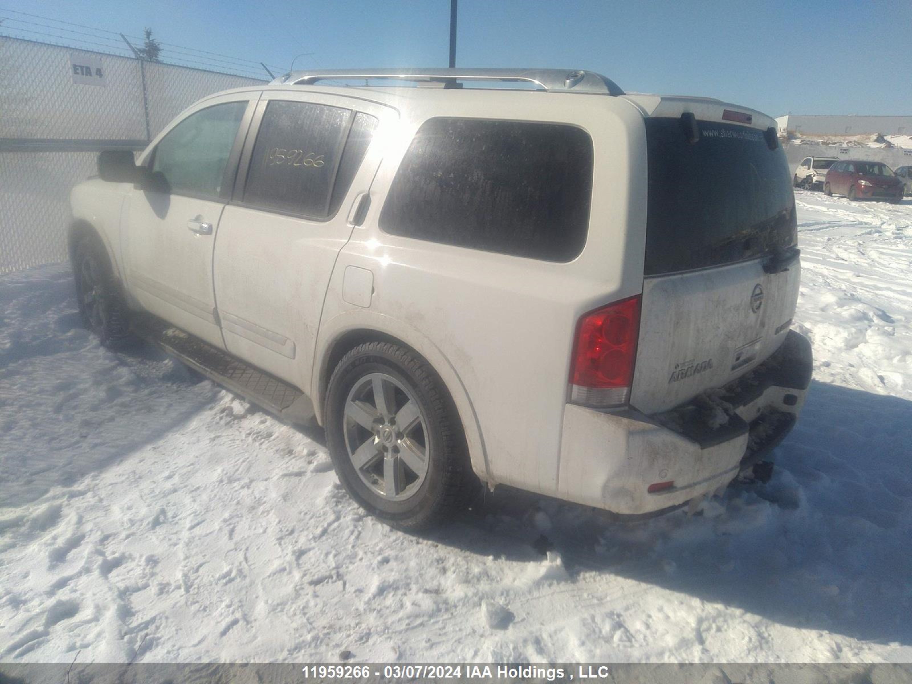 Photo 2 VIN: 5N1AA0NC7BN621077 - NISSAN ARMADA 