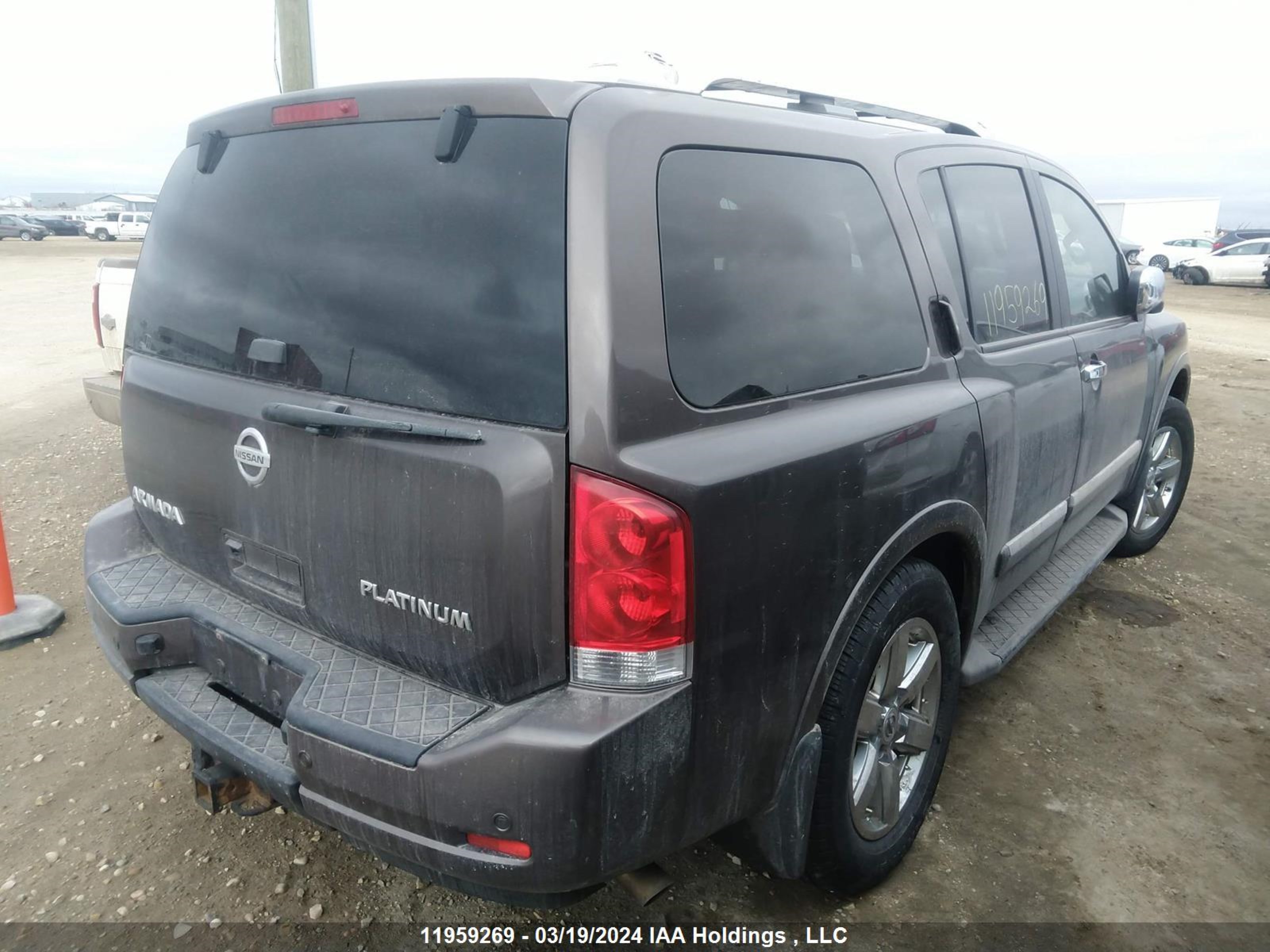 Photo 3 VIN: 5N1AA0NC8DN602654 - NISSAN ARMADA 