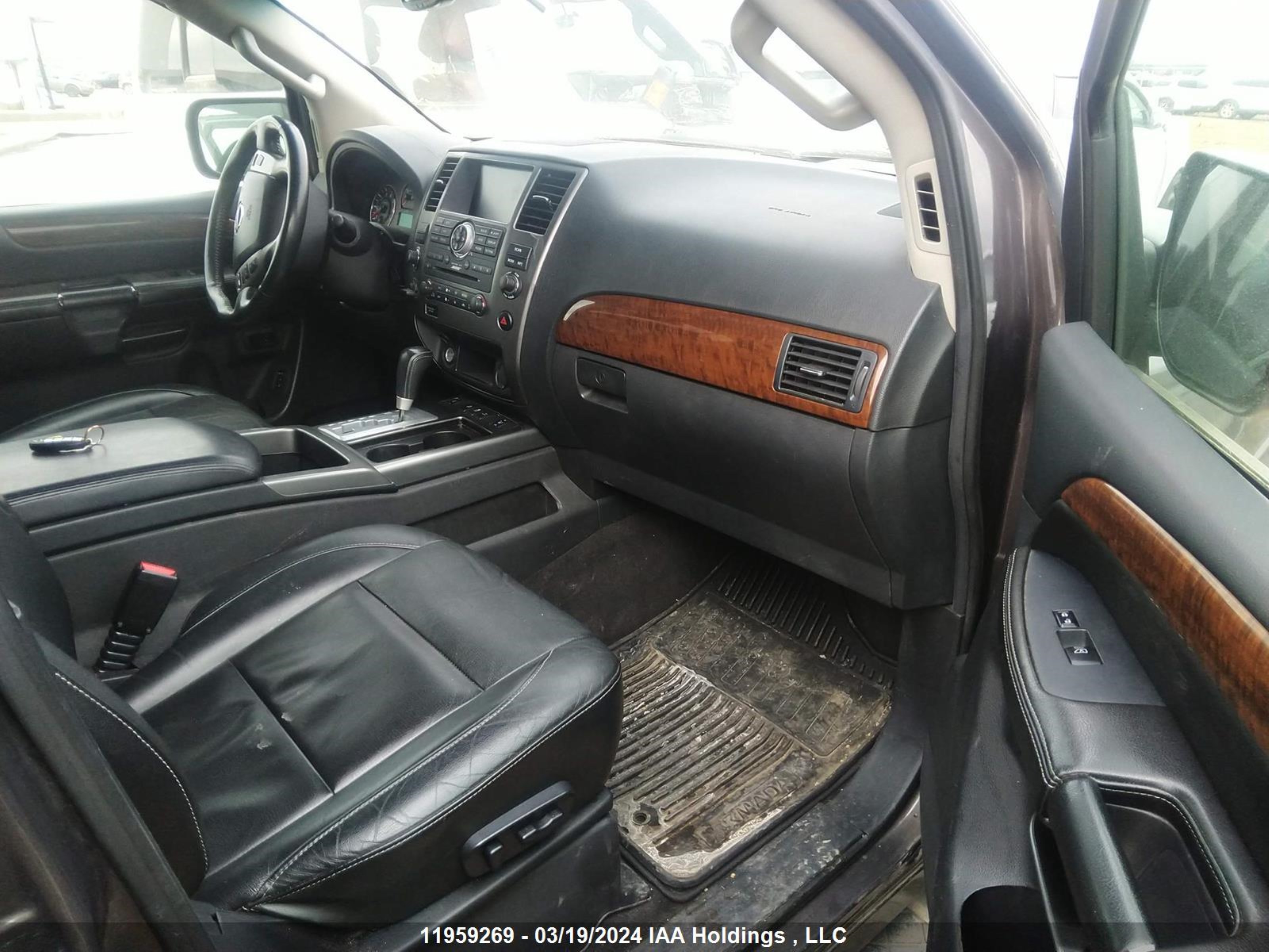 Photo 4 VIN: 5N1AA0NC8DN602654 - NISSAN ARMADA 