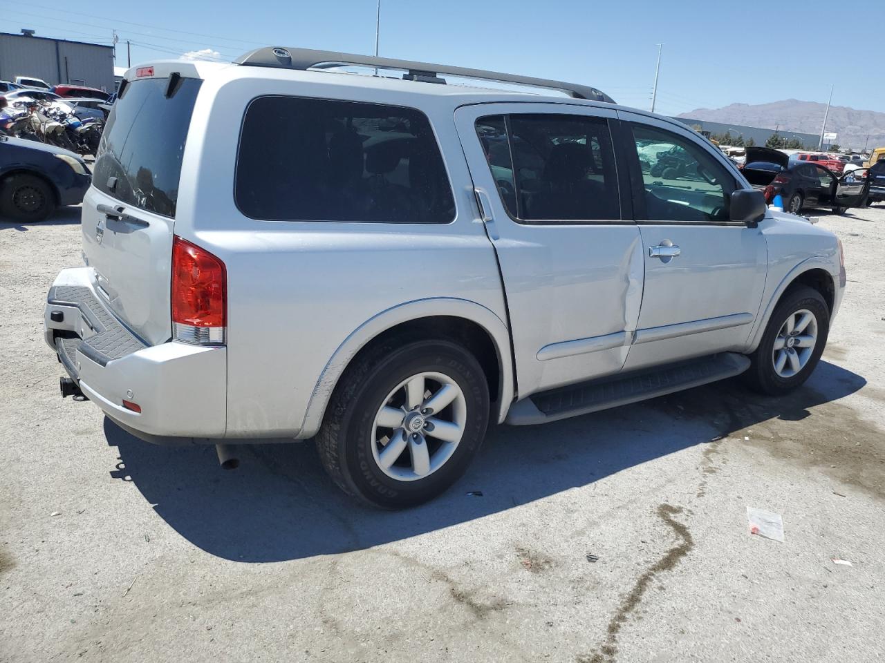 Photo 2 VIN: 5N1AA0ND1FN600739 - NISSAN ARMADA 