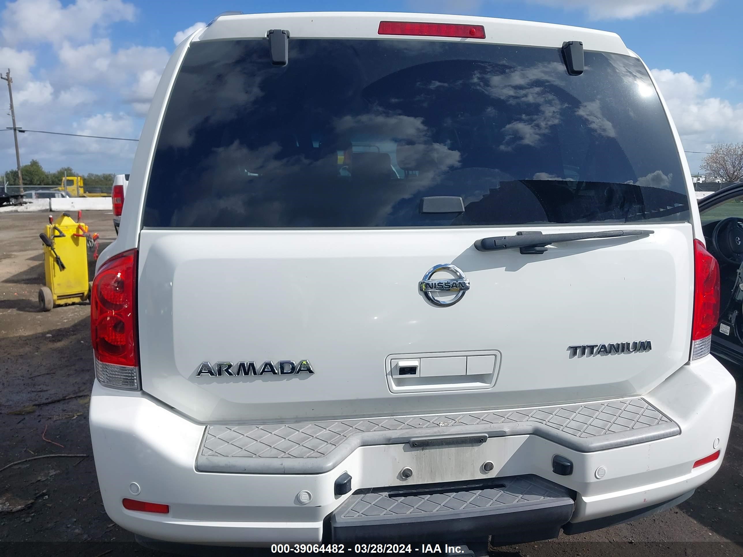 Photo 15 VIN: 5N1AA0ND4AN623621 - NISSAN ARMADA 