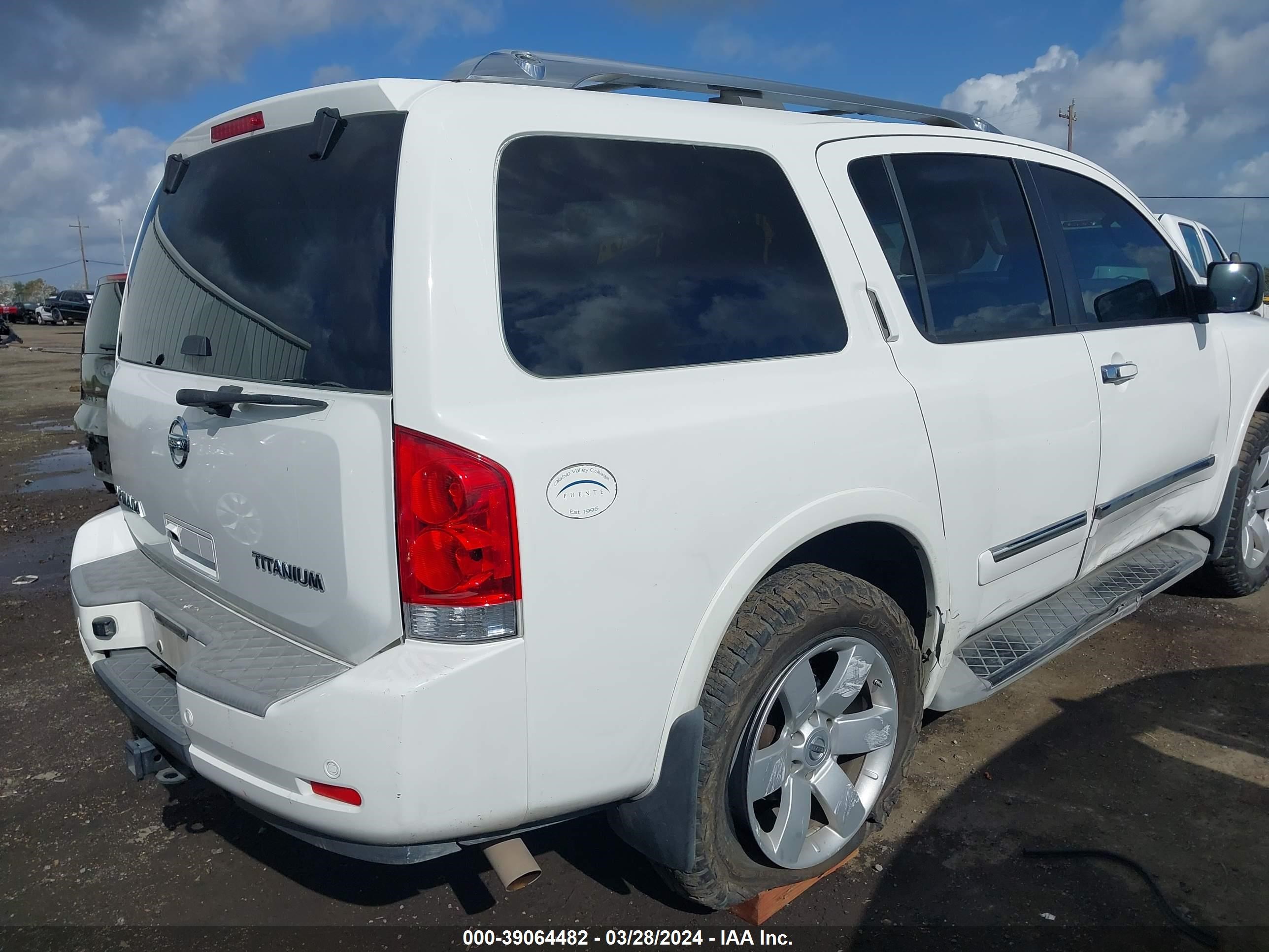 Photo 5 VIN: 5N1AA0ND4AN623621 - NISSAN ARMADA 