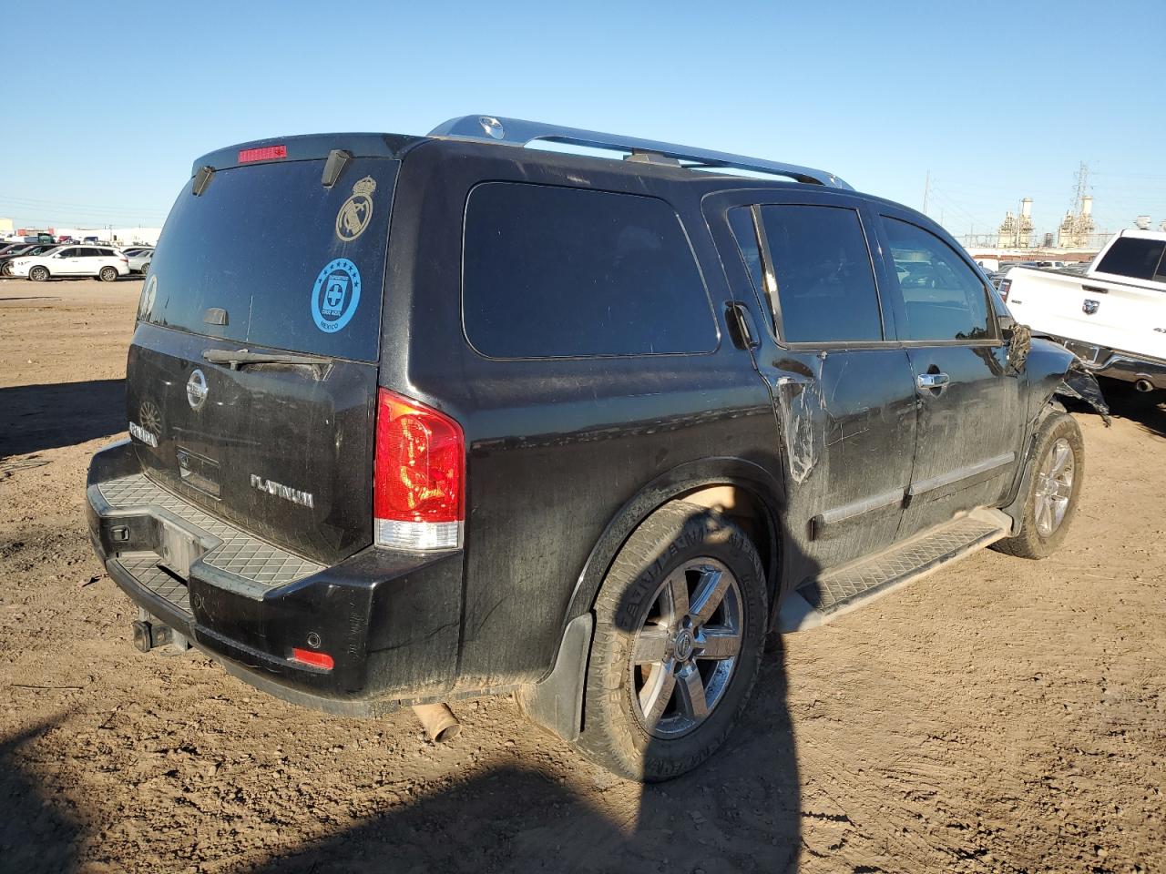 Photo 2 VIN: 5N1AA0NF4AN607761 - NISSAN ARMADA 