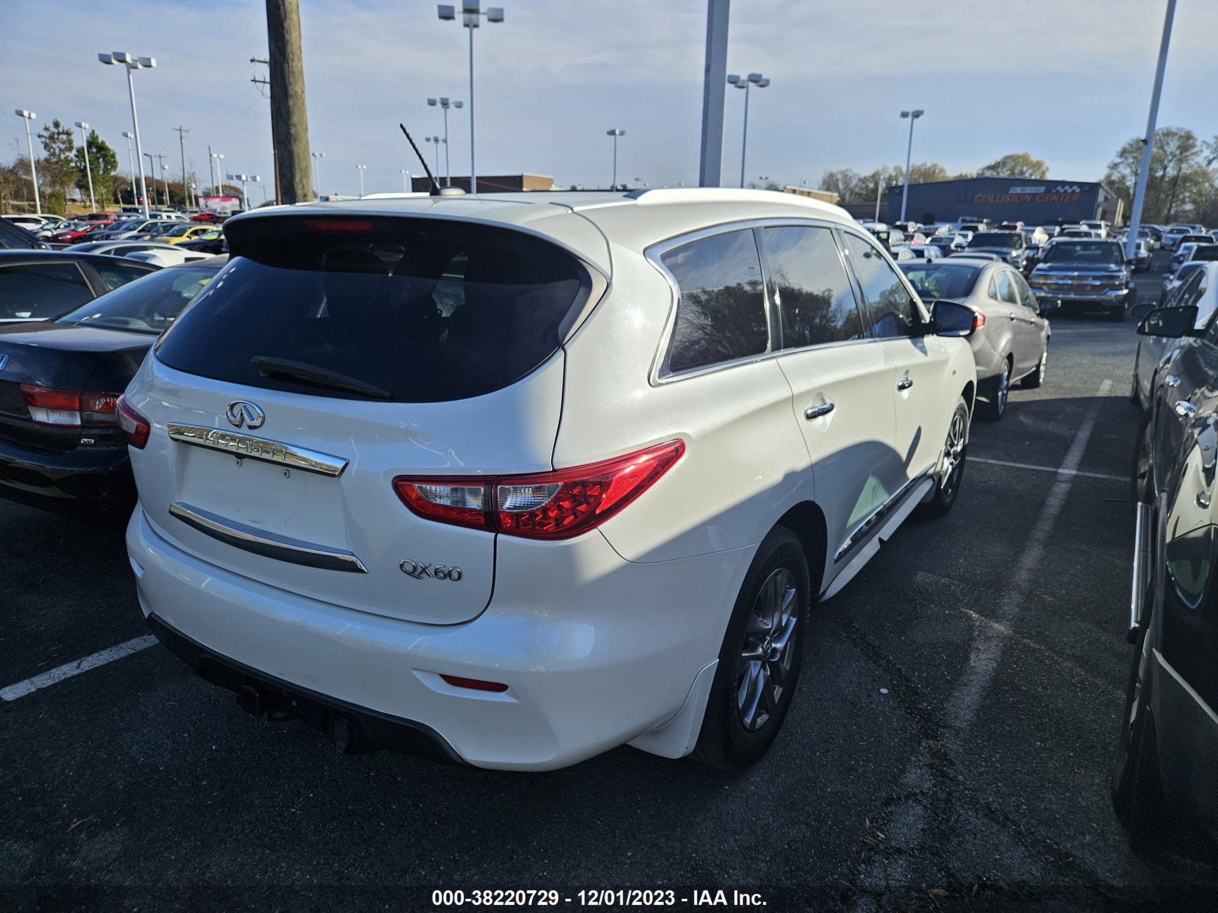 Photo 3 VIN: 5N1AL0MM2FC545483 - INFINITI QX60 