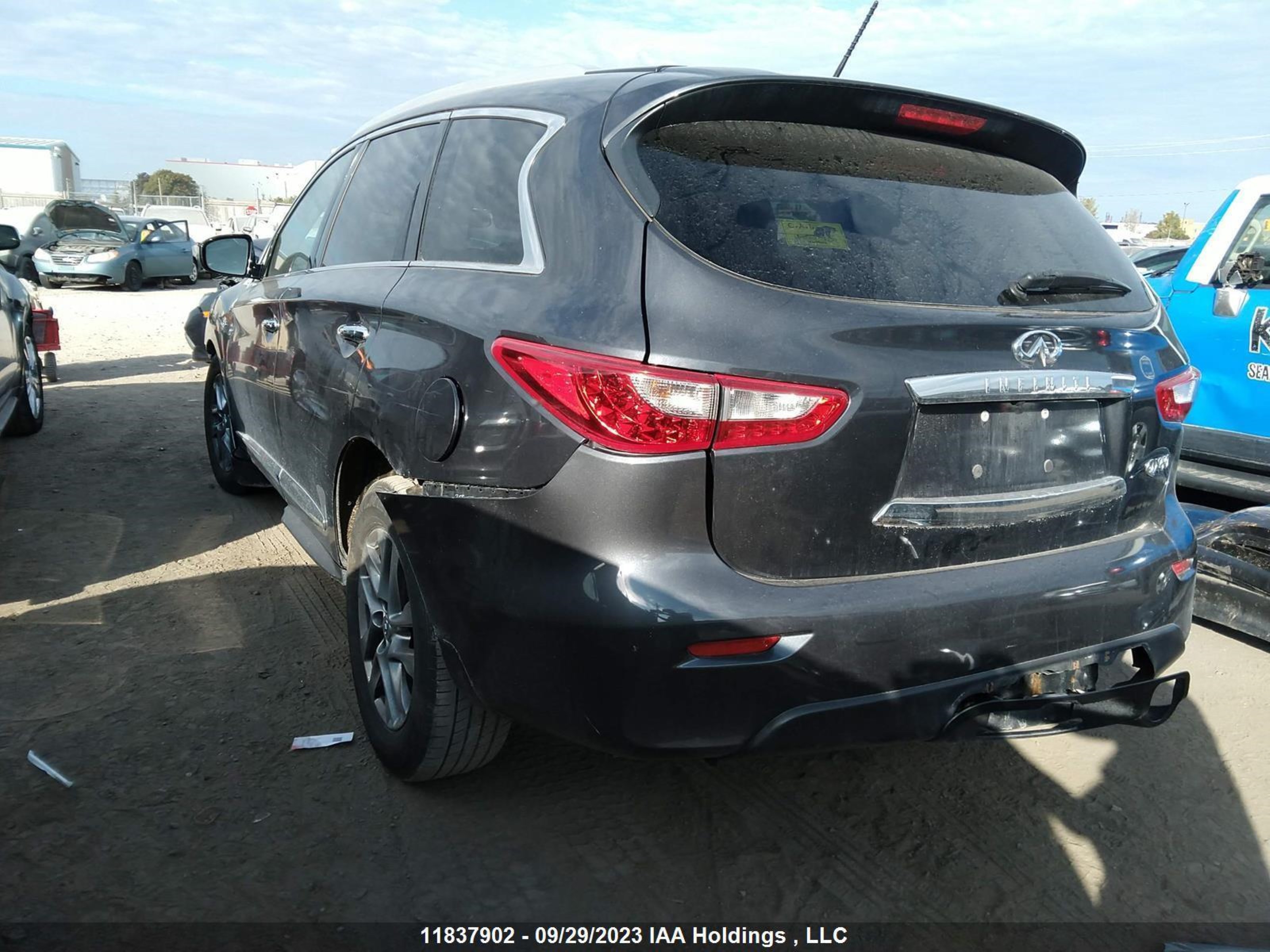 Photo 2 VIN: 5N1AL0MM8EC553862 - INFINITI QX60 