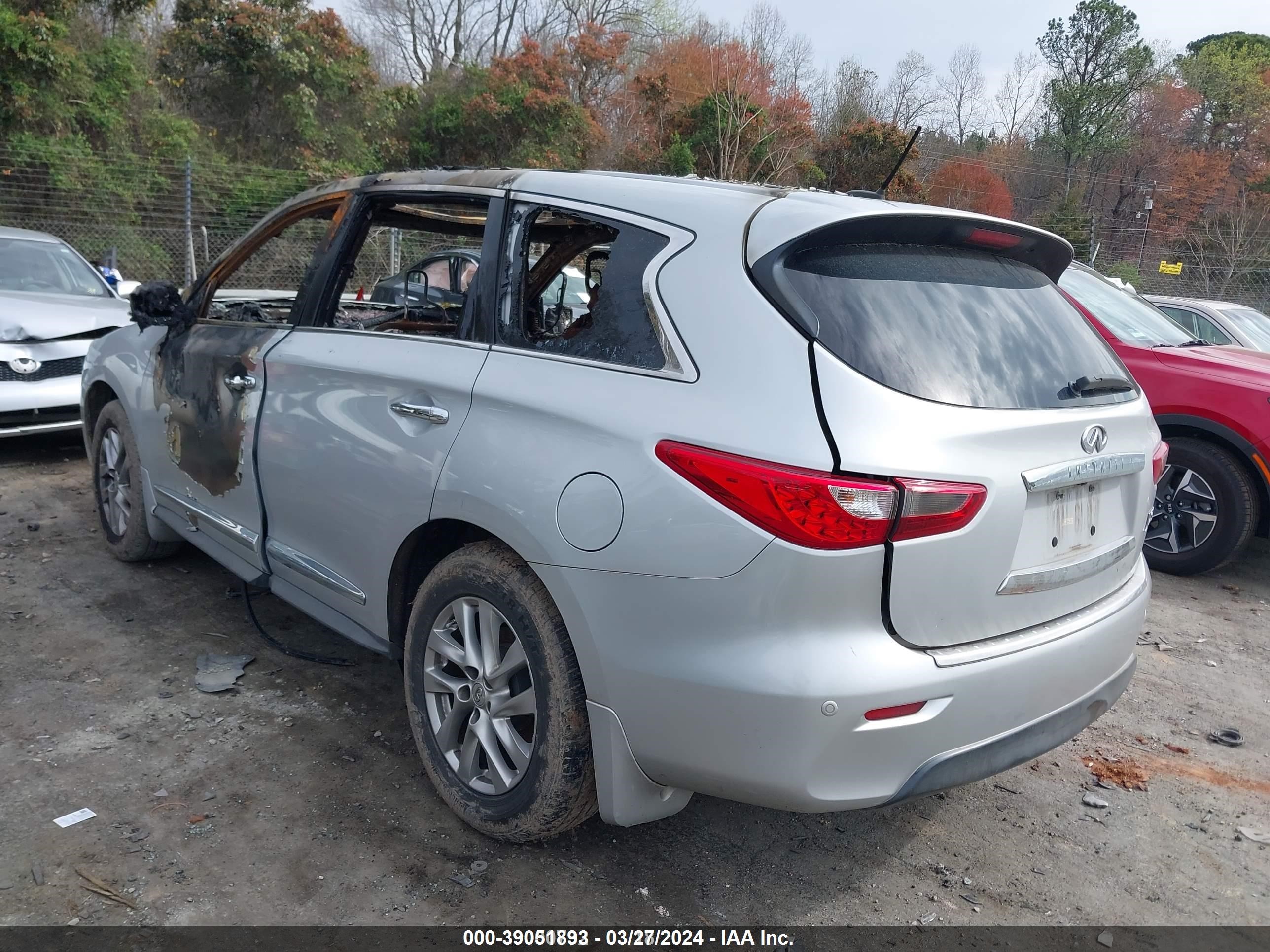 Photo 3 VIN: 5N1AL0MM9DC305862 - INFINITI JX 