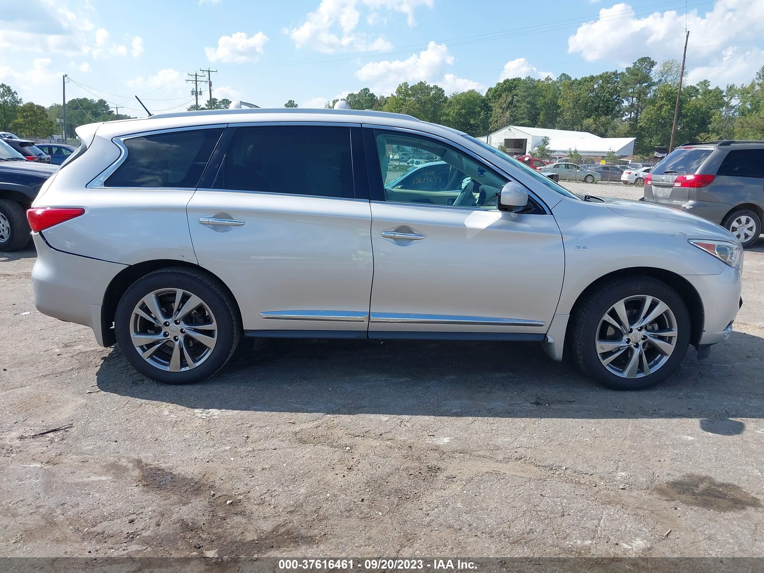 Photo 11 VIN: 5N1AL0MM9EC550680 - INFINITI QX60 