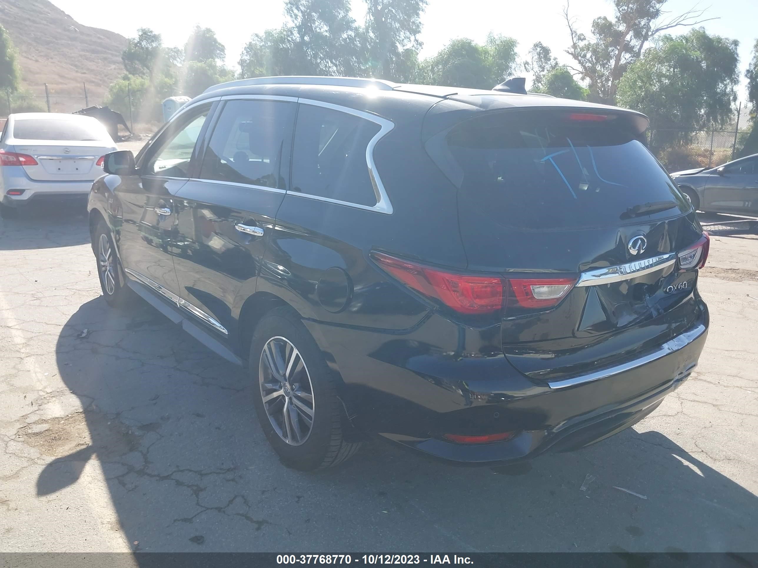 Photo 2 VIN: 5N1AL0MN3GC525866 - INFINITI QX60 