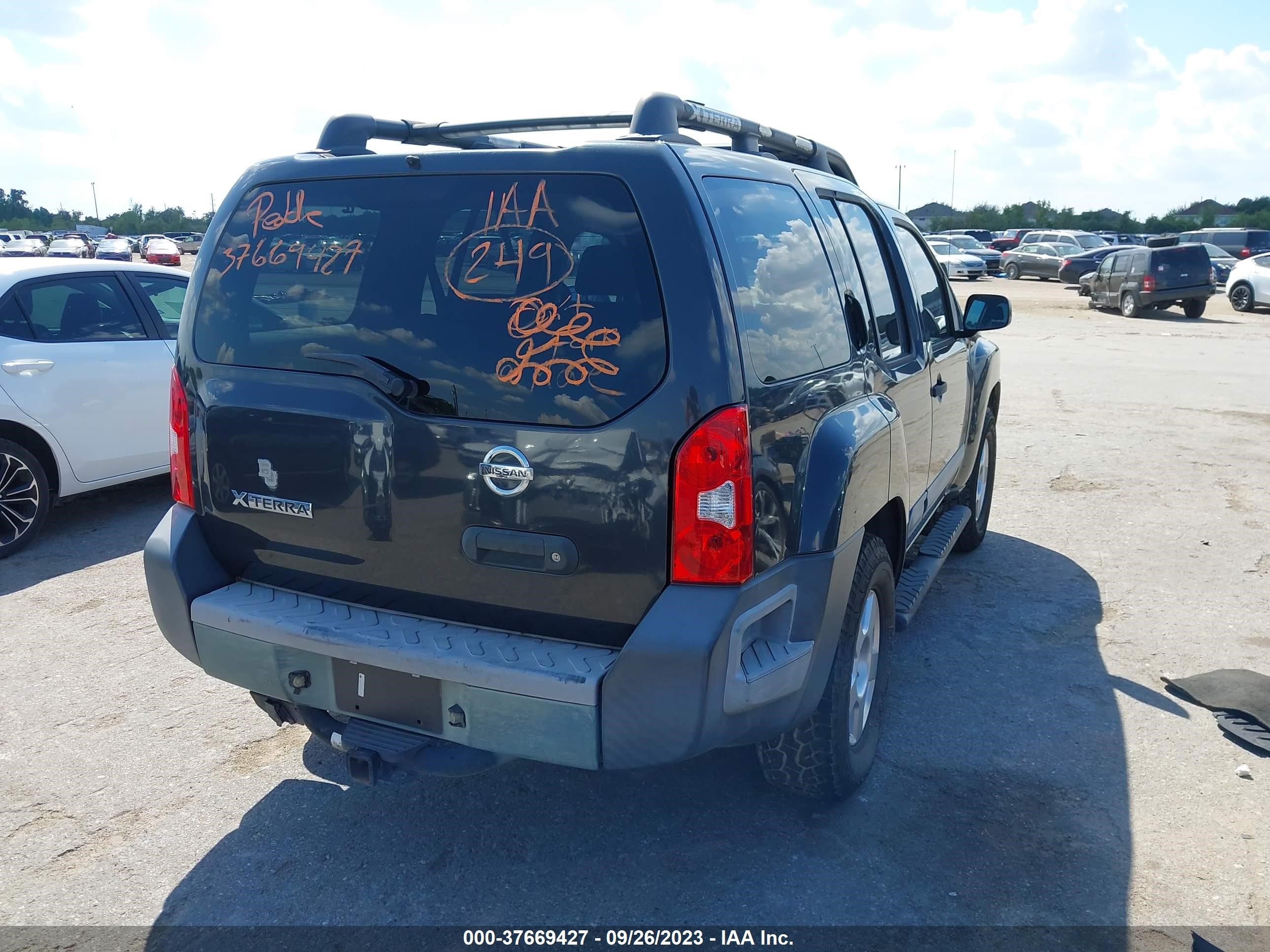 Photo 3 VIN: 5N1AN08U07C507546 - NISSAN XTERRA 