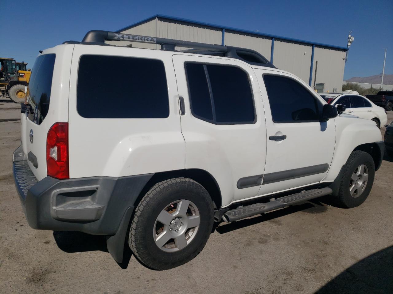 Photo 2 VIN: 5N1AN08U25C646199 - NISSAN XTERRA 