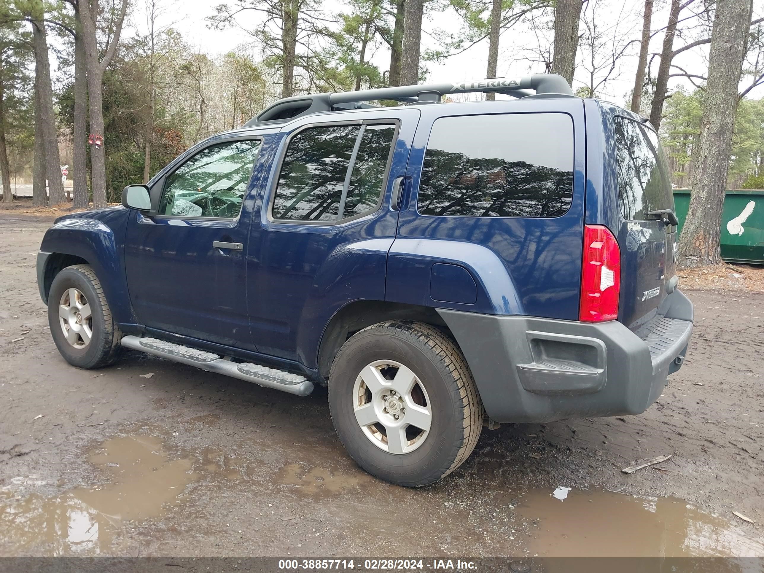 Photo 2 VIN: 5N1AN08U47C529565 - NISSAN XTERRA 