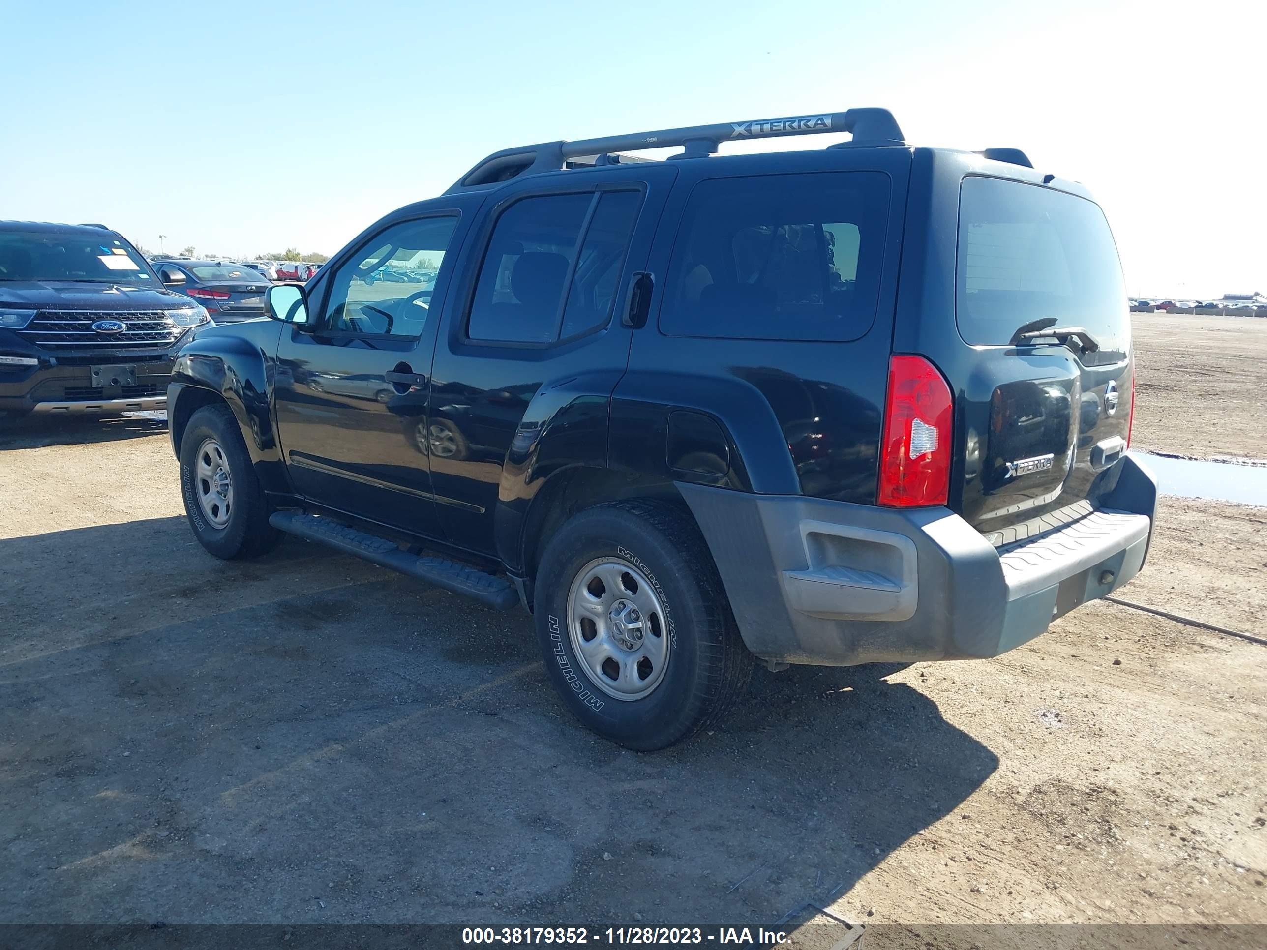 Photo 2 VIN: 5N1AN08U47C532918 - NISSAN XTERRA 