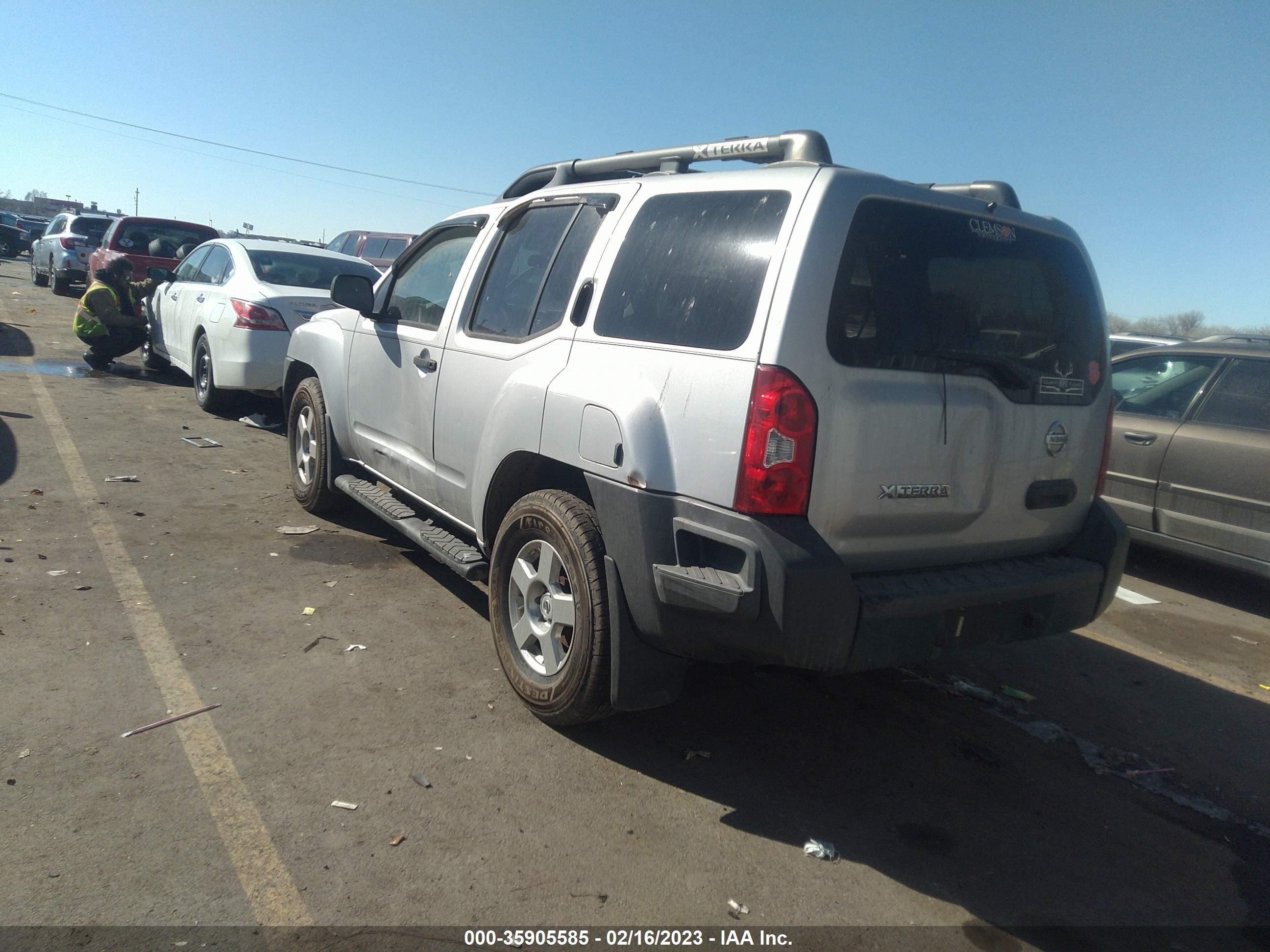 Photo 2 VIN: 5N1AN08U48C535125 - NISSAN XTERRA 