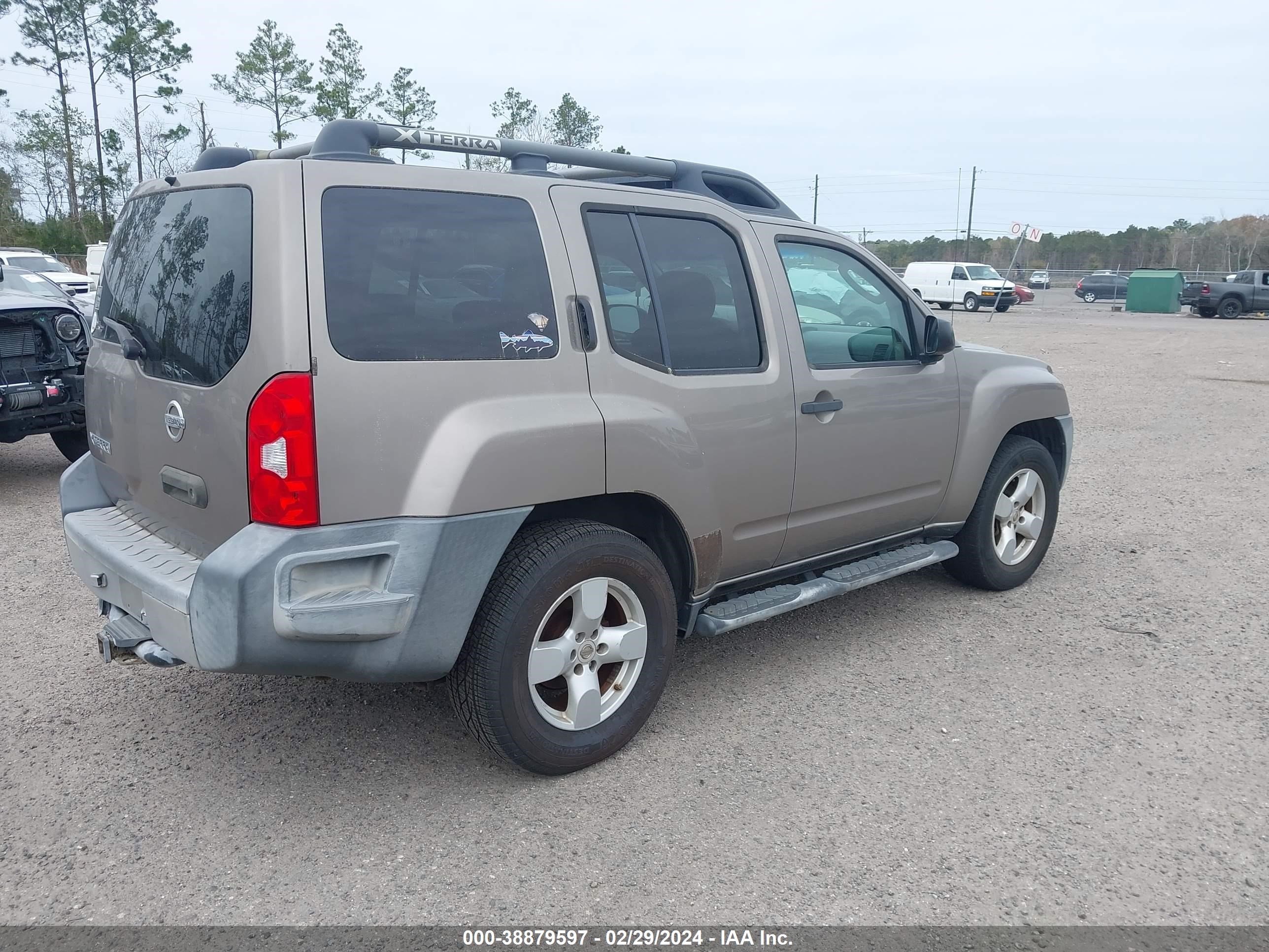 Photo 3 VIN: 5N1AN08U58C519323 - NISSAN XTERRA 