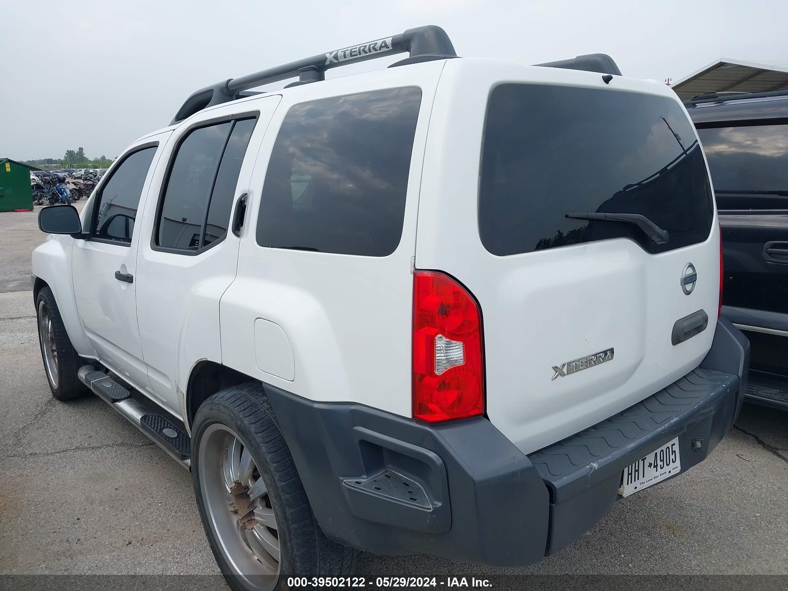 Photo 2 VIN: 5N1AN08U68C516284 - NISSAN XTERRA 