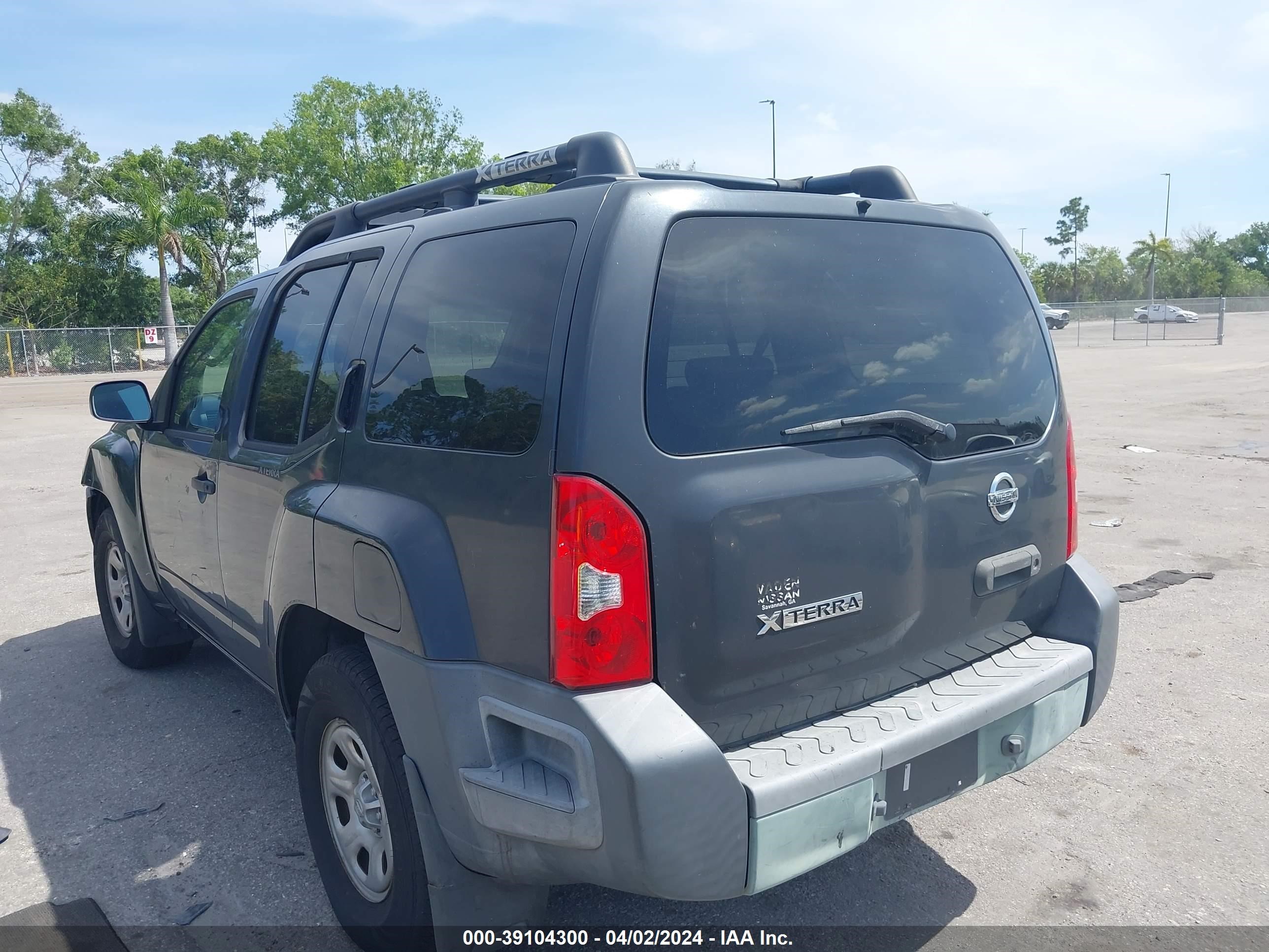 Photo 2 VIN: 5N1AN08U86C505896 - NISSAN XTERRA 