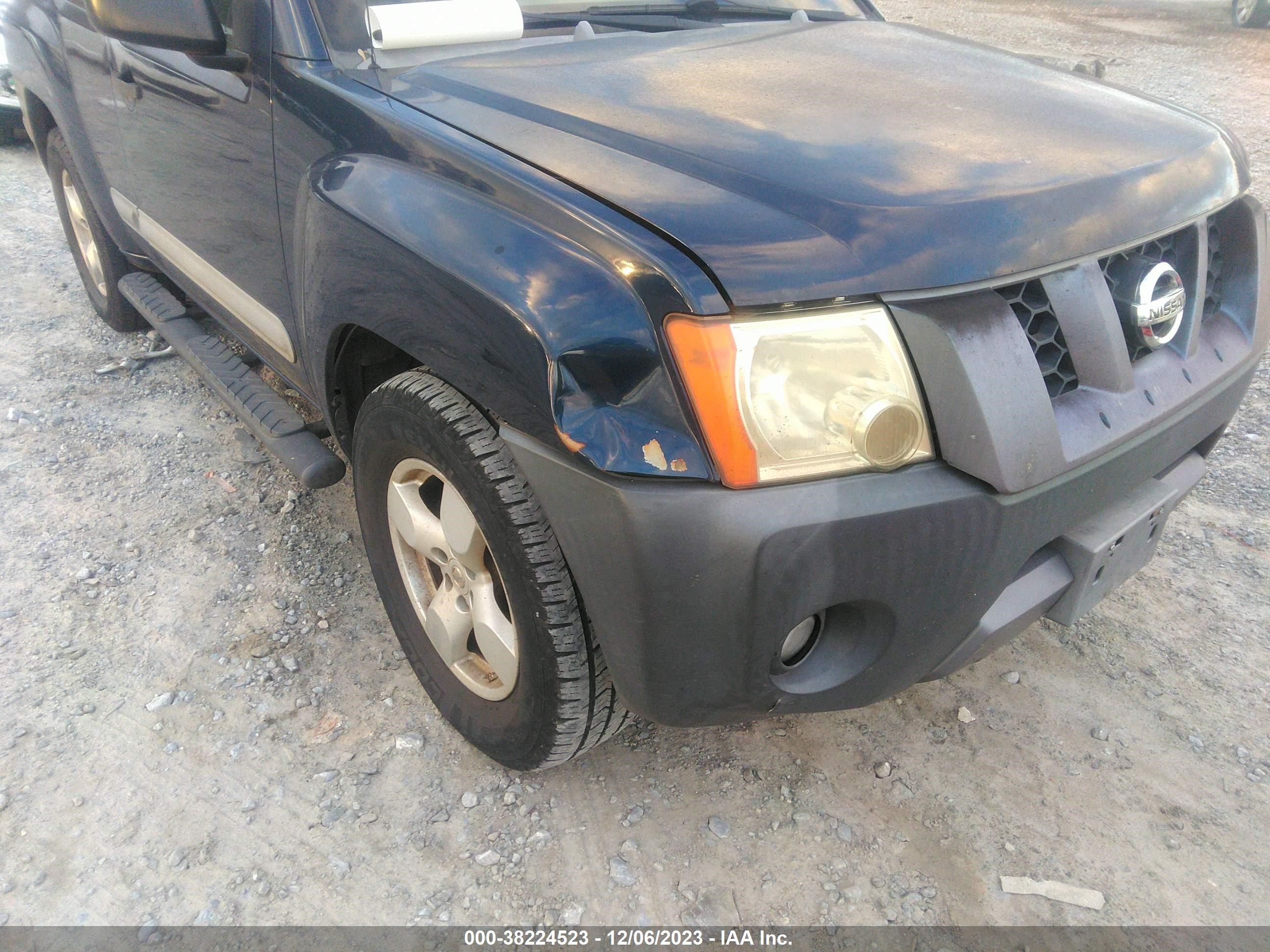 Photo 5 VIN: 5N1AN08UX7C532728 - NISSAN XTERRA 