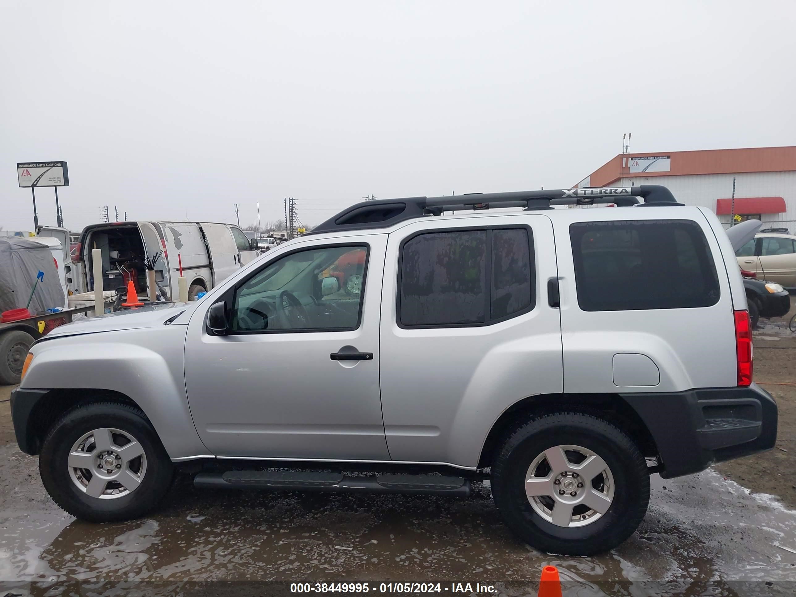 Photo 13 VIN: 5N1AN08UX7C541770 - NISSAN XTERRA 