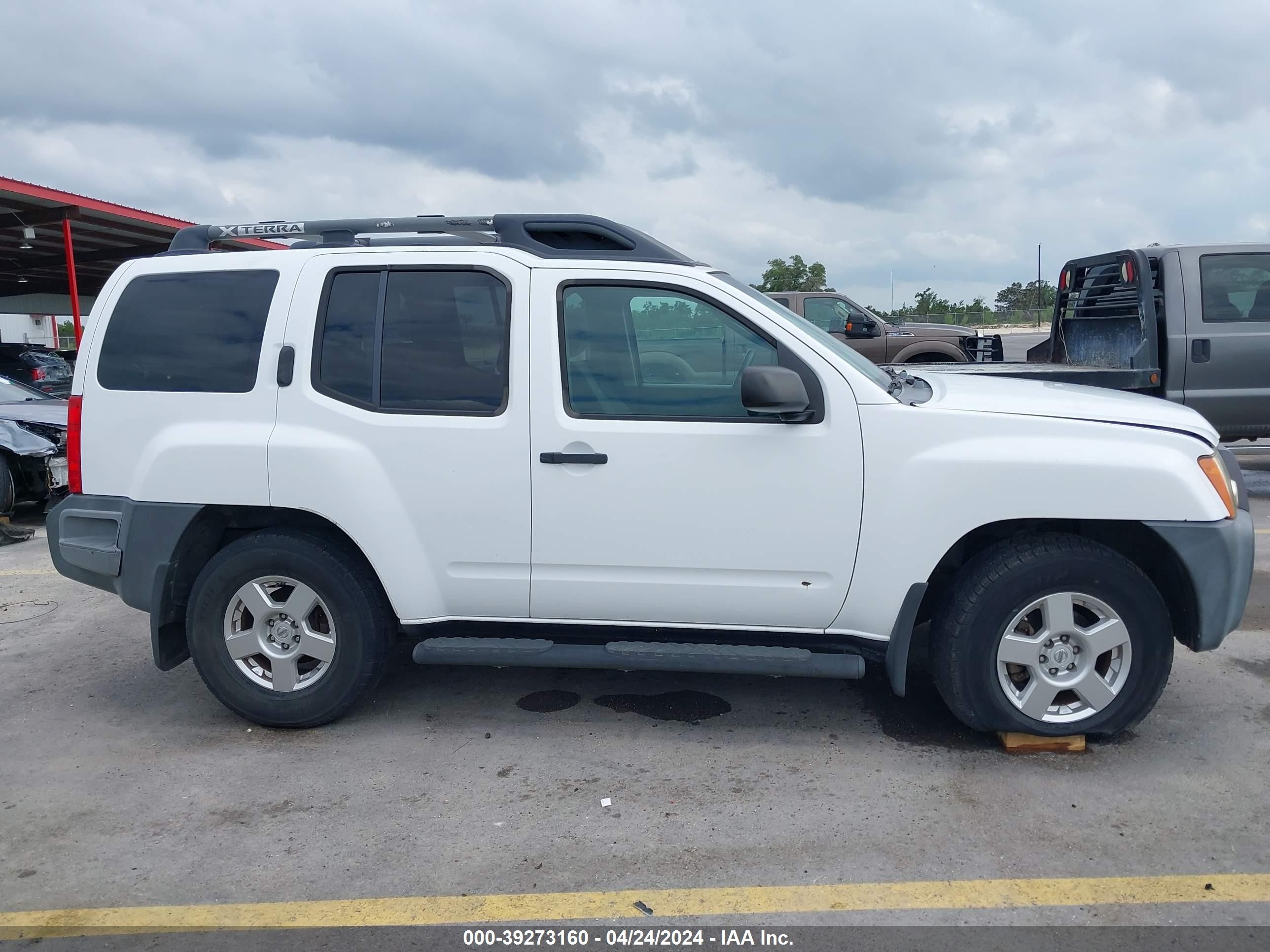 Photo 13 VIN: 5N1AN08UX8C514599 - NISSAN XTERRA 