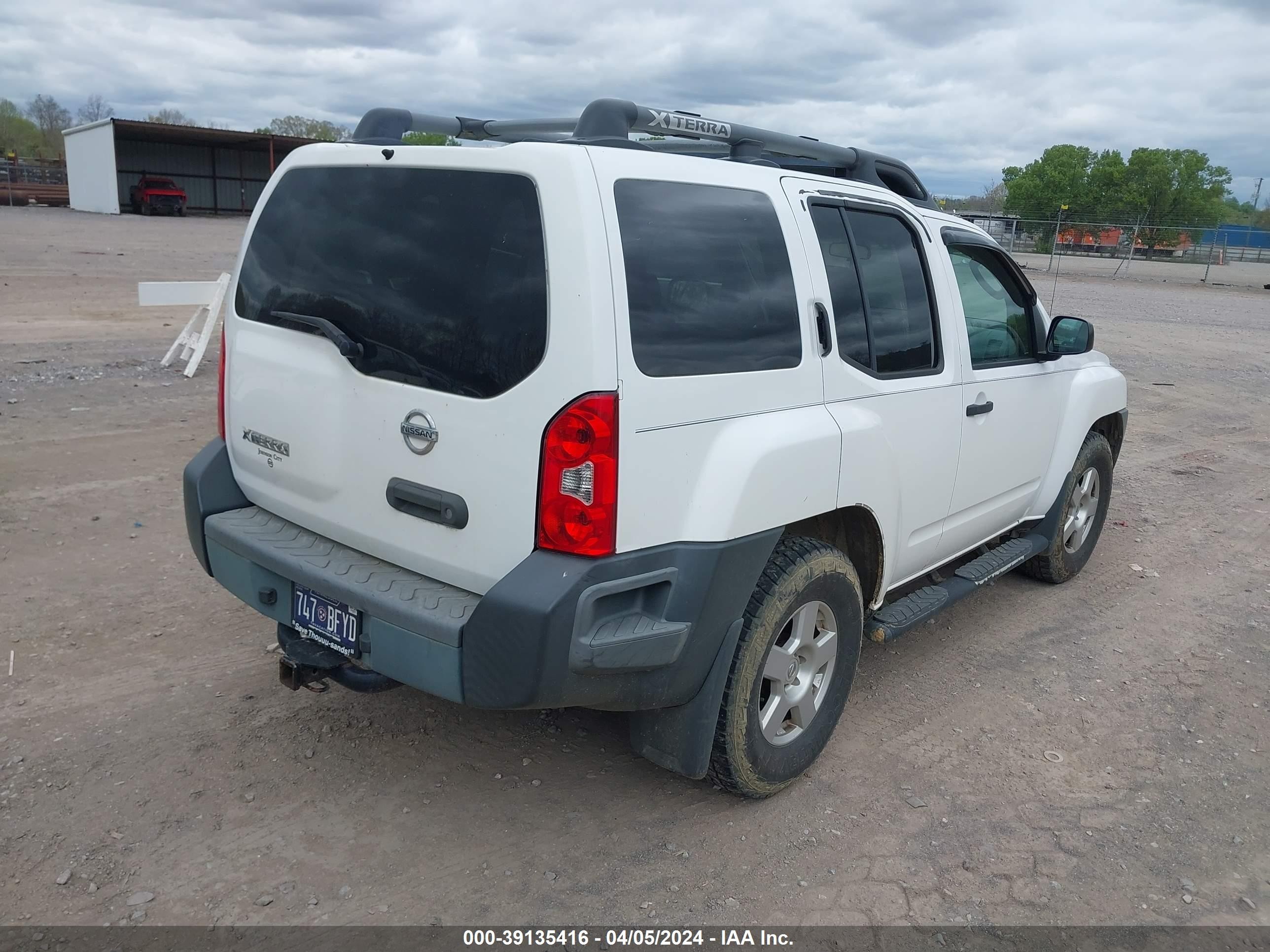 Photo 3 VIN: 5N1AN08W17C545028 - NISSAN XTERRA 