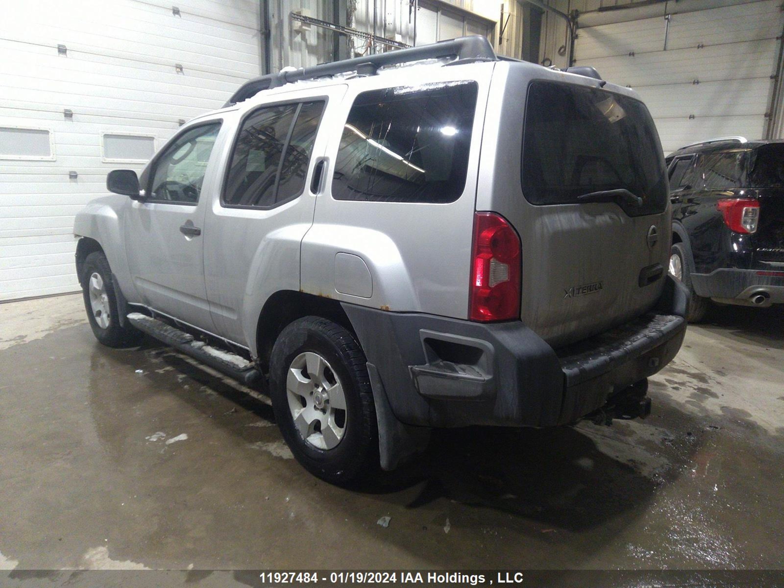 Photo 2 VIN: 5N1AN08W55C612016 - NISSAN XTERRA 